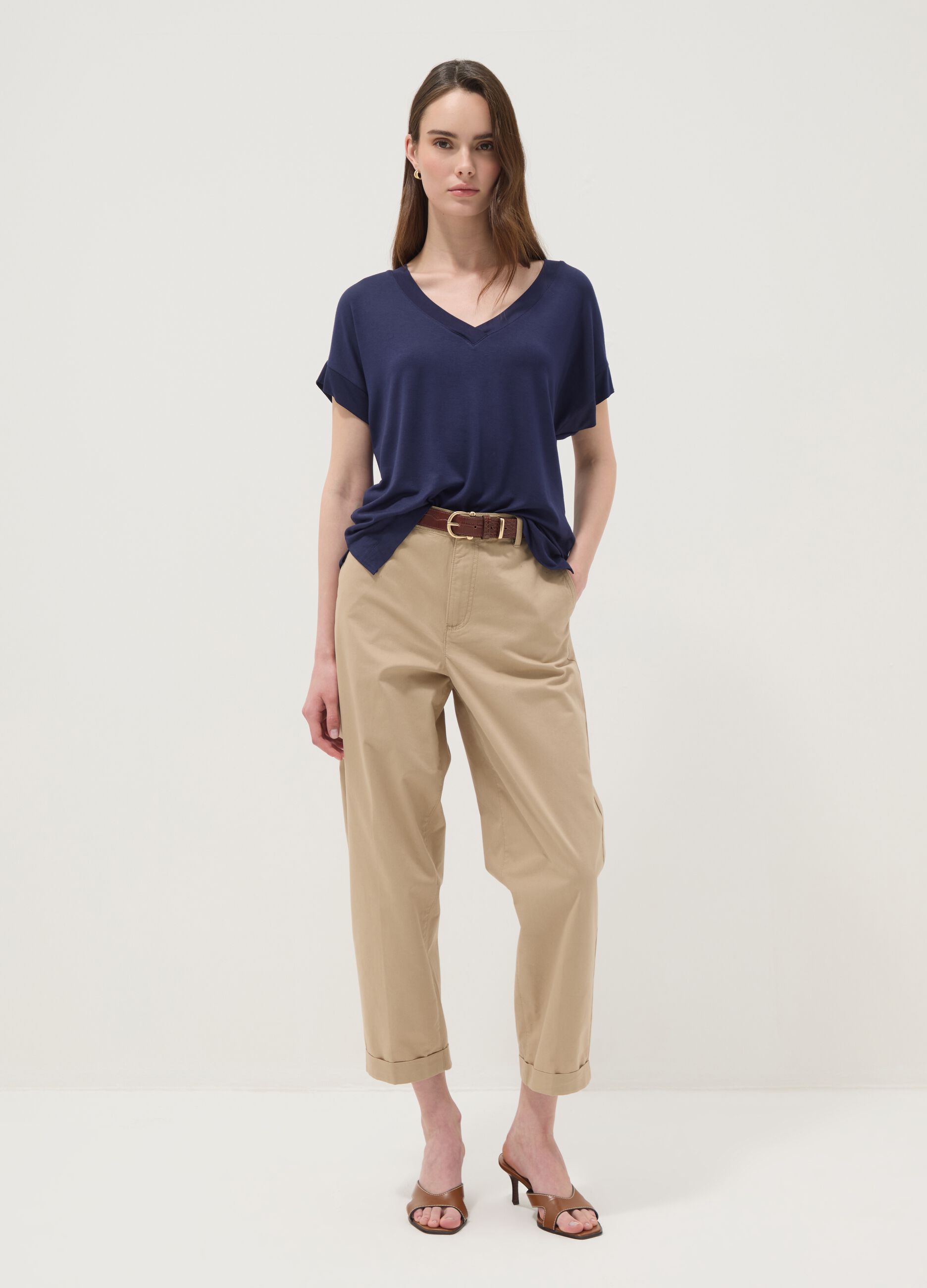 Blue stretch viscose V-neck T-shirt