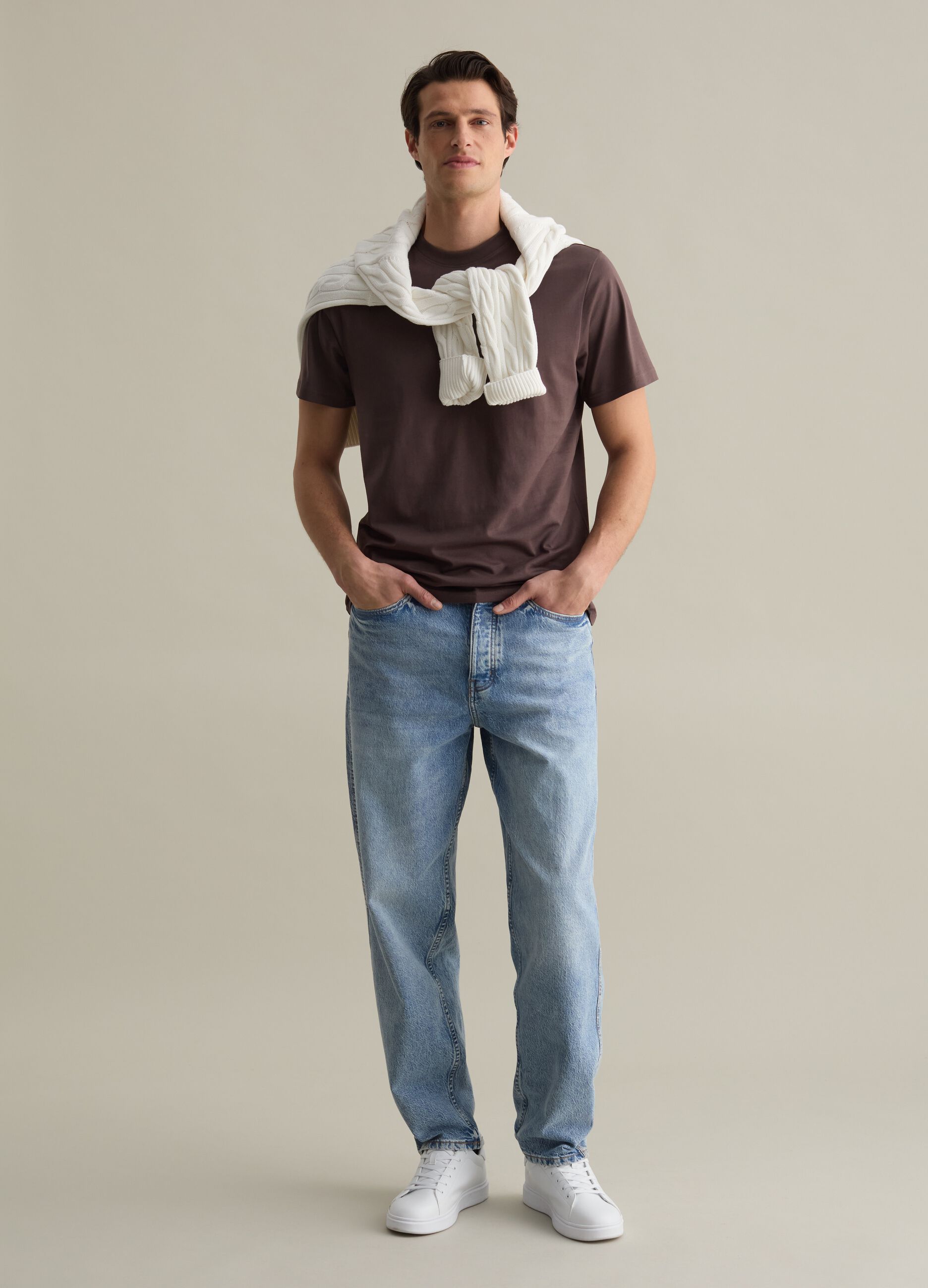T-shirt girocollo in cotone tinta unita