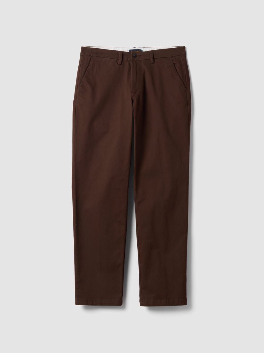 Pantaloni chino marroni in twill di cotone elasticizzato regular fit_4