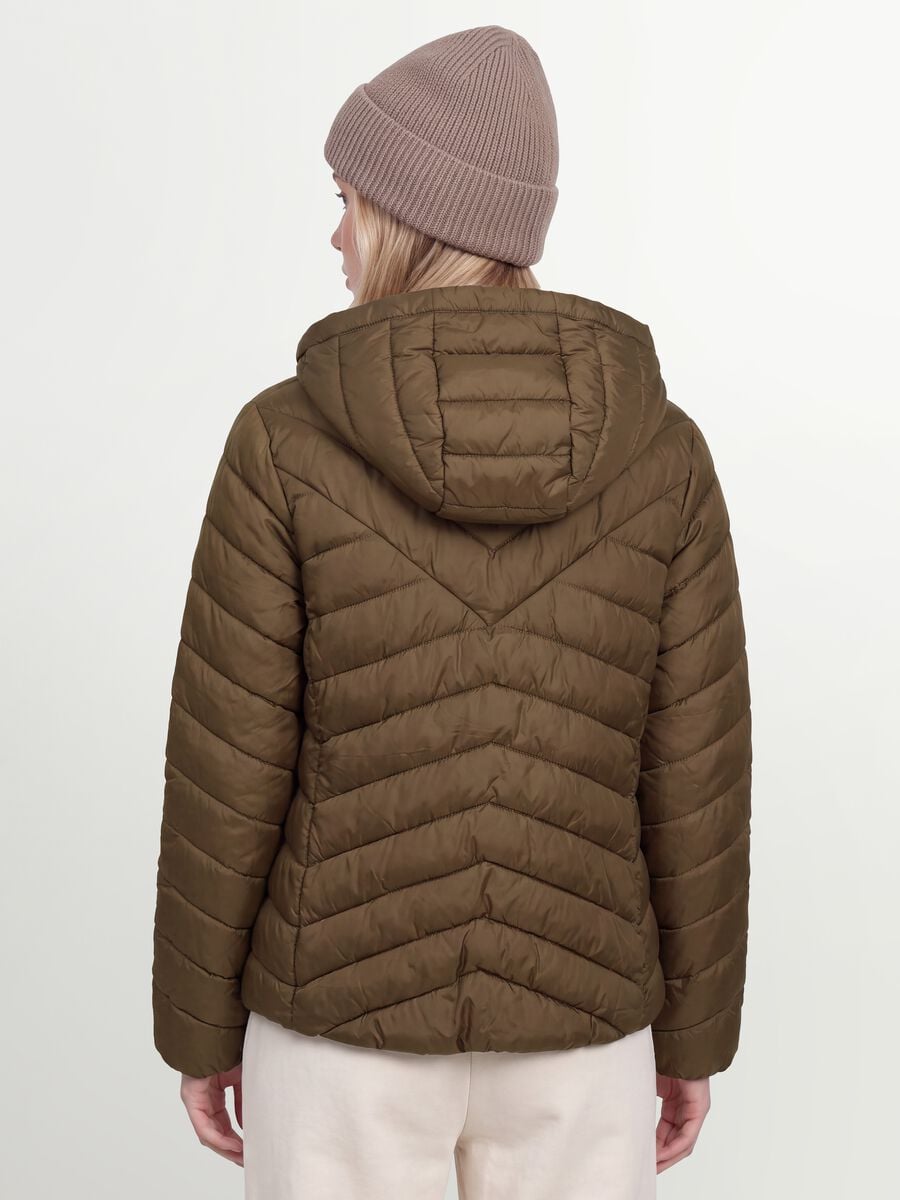 Giacca Ultralight verde trapuntata con cappuccio e zip_3