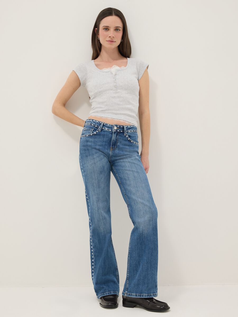 T-shirt in misto cotone grigia regular fit con dettagli in pizzo_2