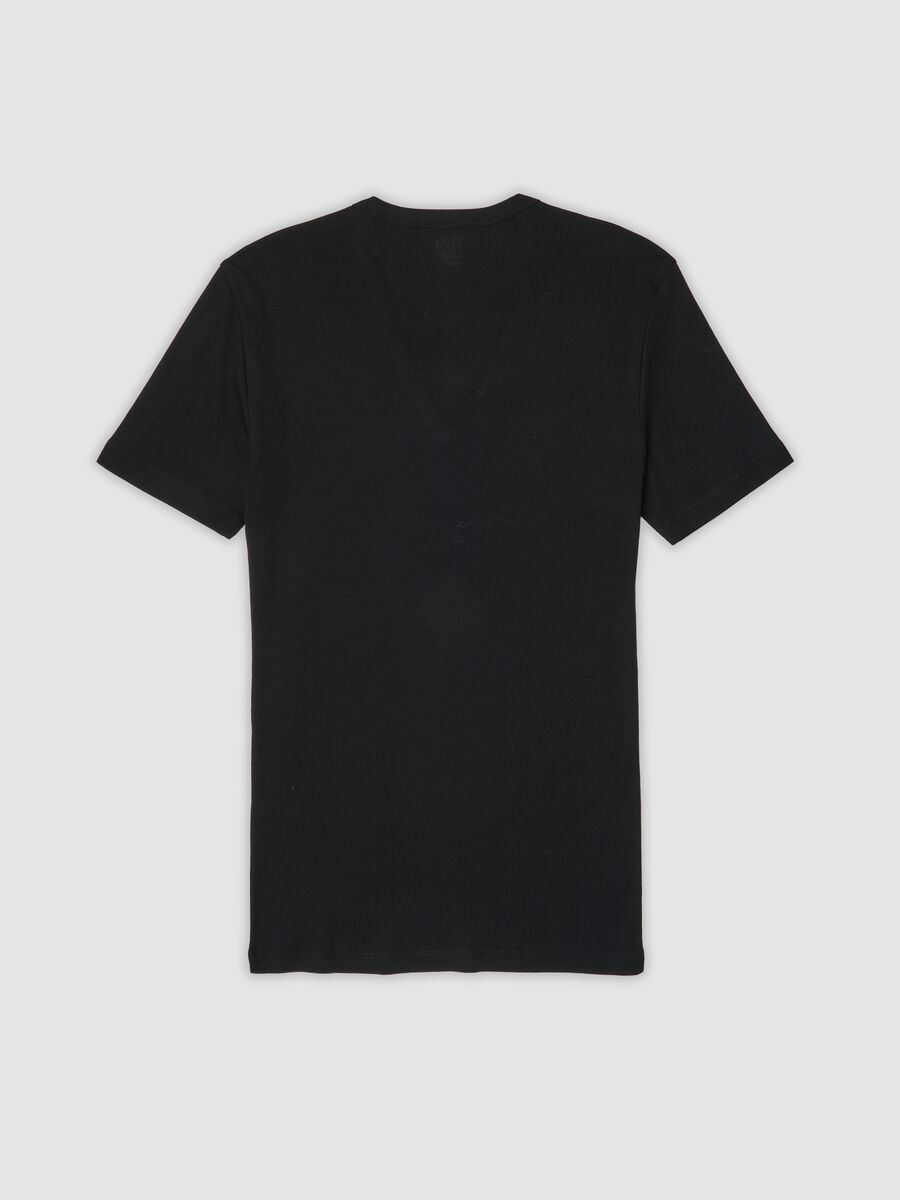2-pack of black organic cotton T-shirts with deep V-neck_2