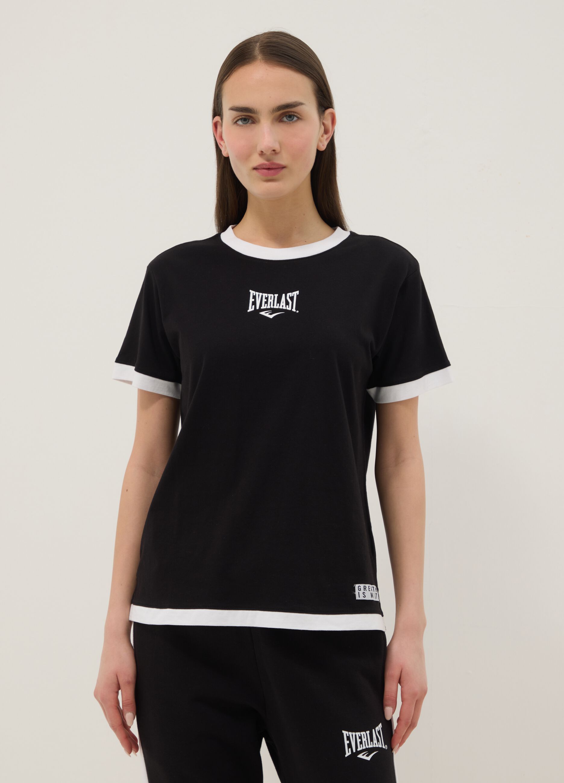 Black pure cotton t-shirt with regular fit and white trims