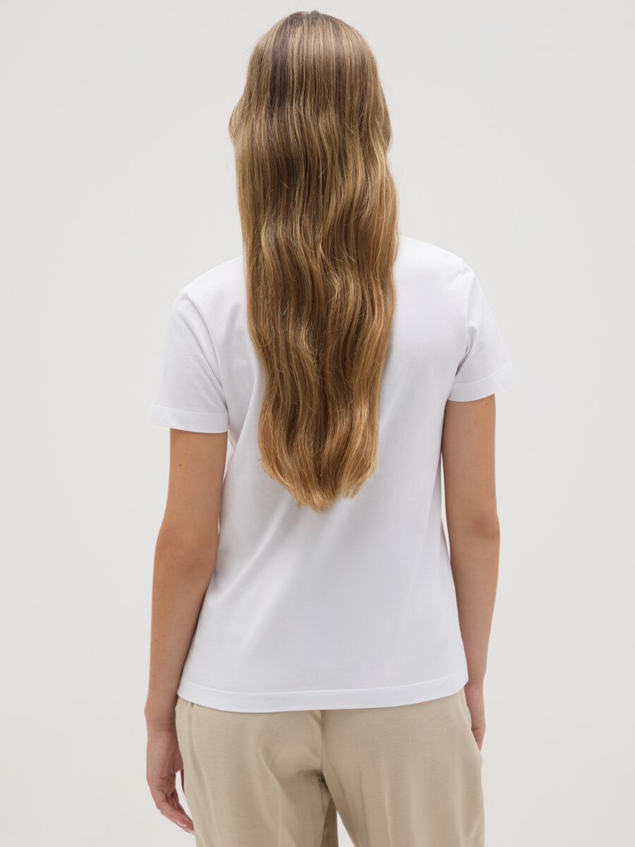 Women's white pure cotton regular fit T-shirt with print_2
