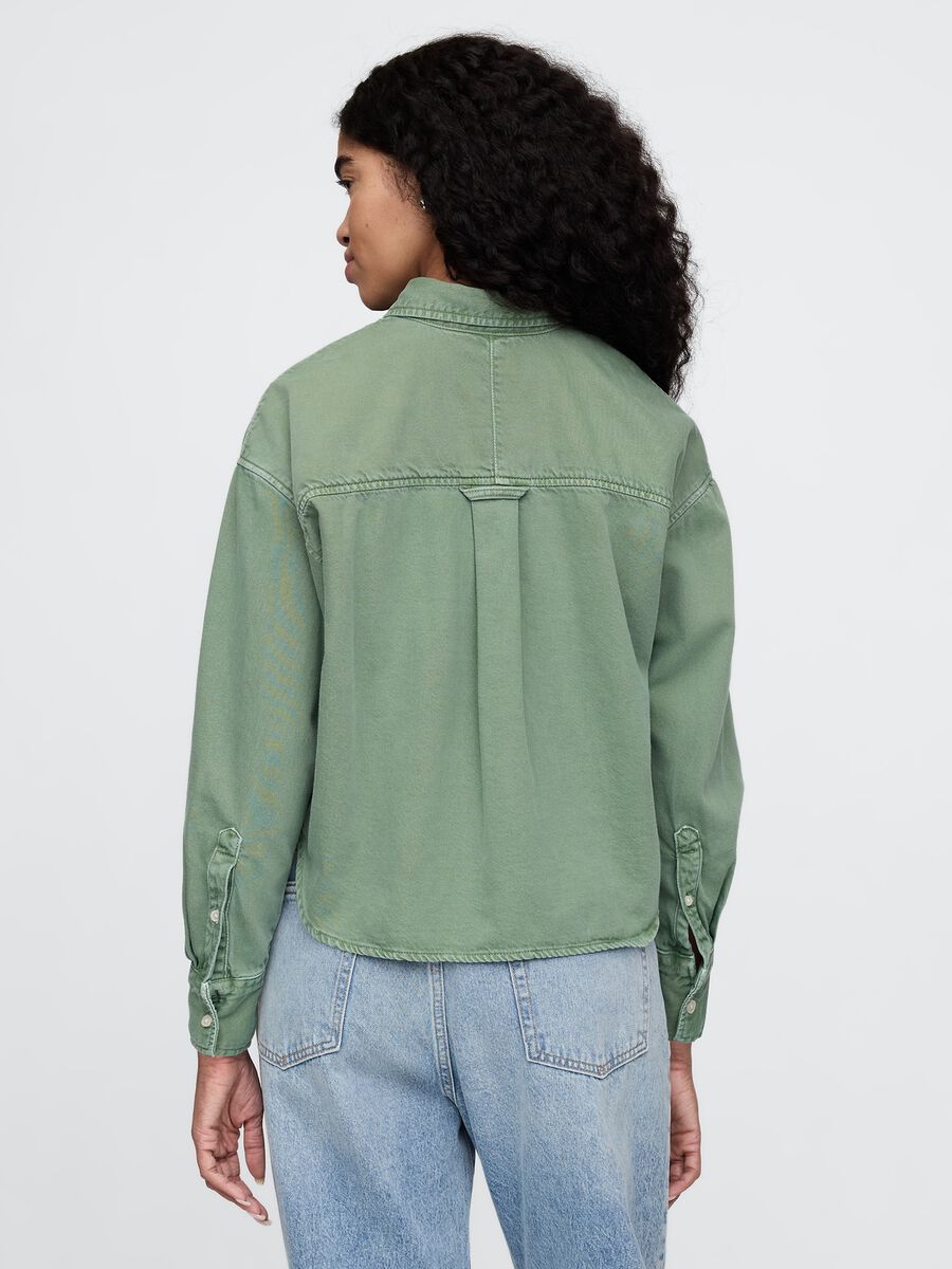 Camicia cropped in cotone verde_2