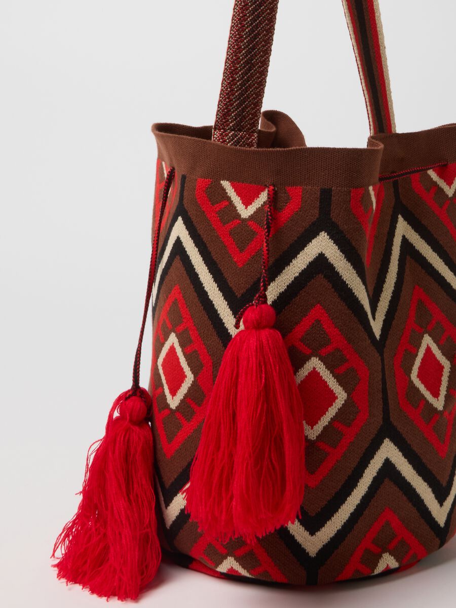 Beach bag with tassels and multicolour ethnic details_3
