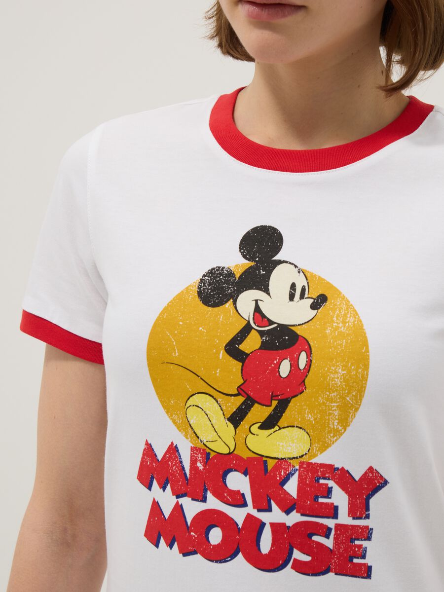 Regular fit white pure cotton t-shirt featuring Mickey Mouse print_3