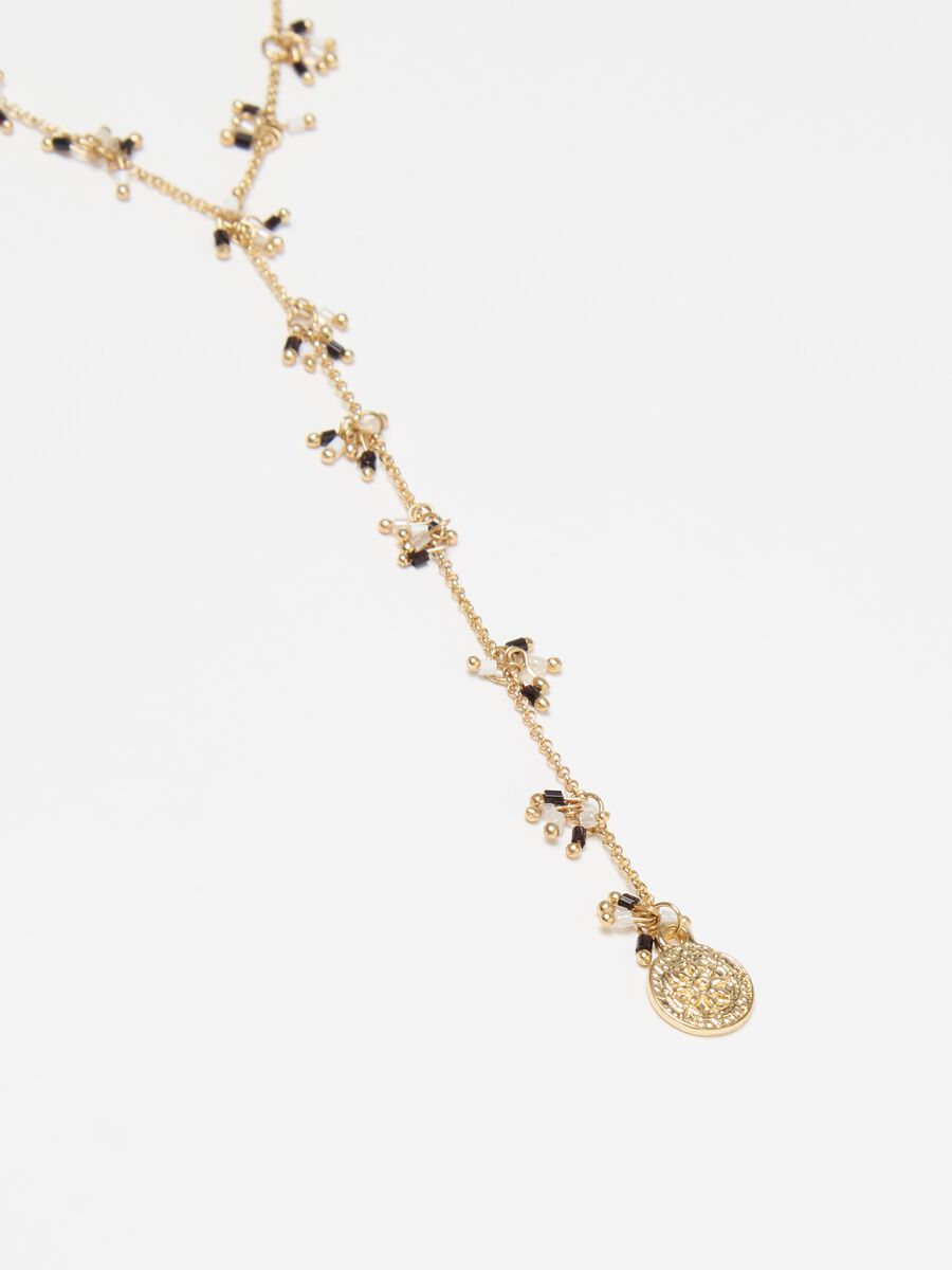 Long necklace with bead pendants_1