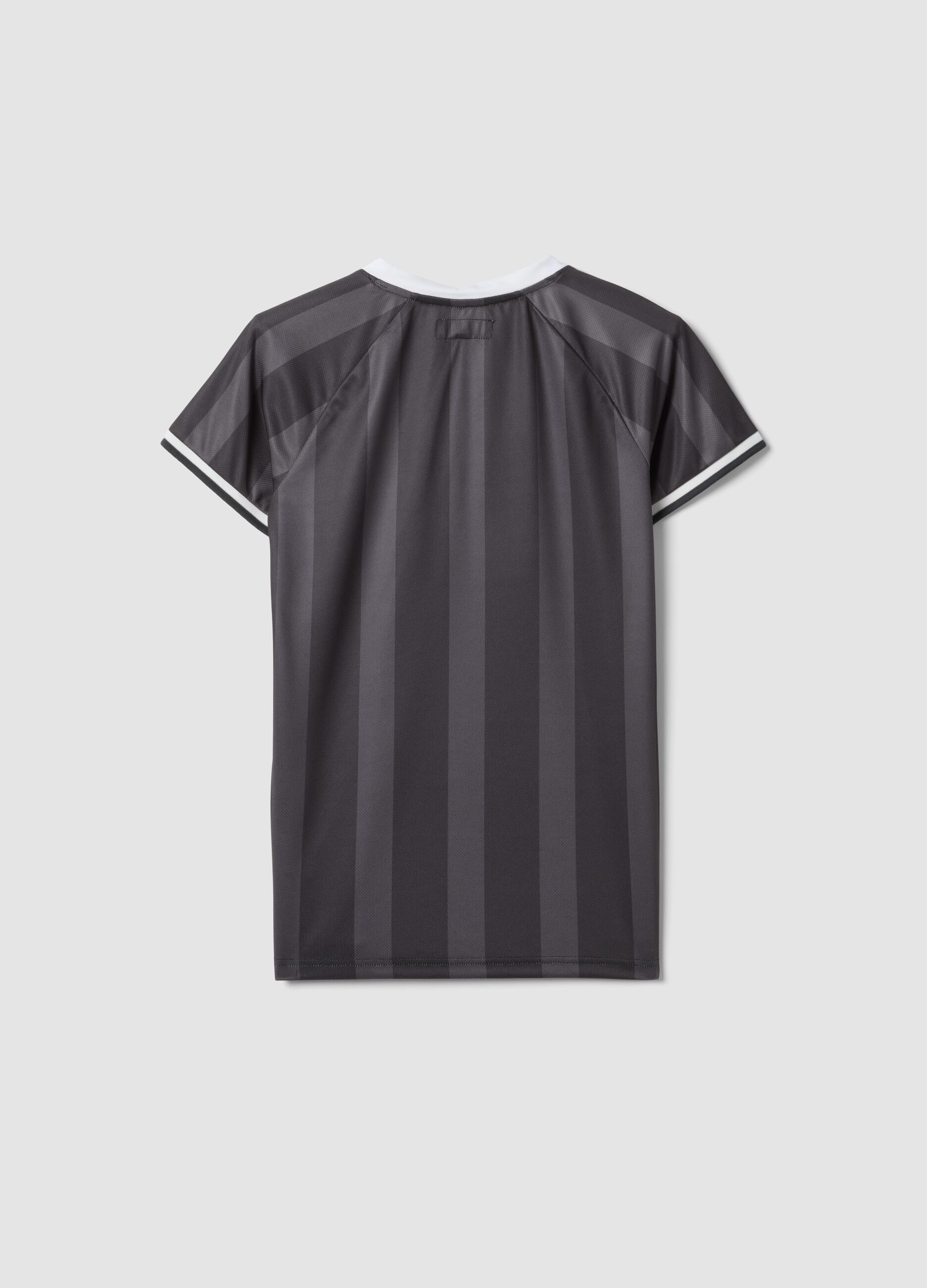 Black boys&rsquo; sporty T-shirt with vertical stripes and Jeep logo