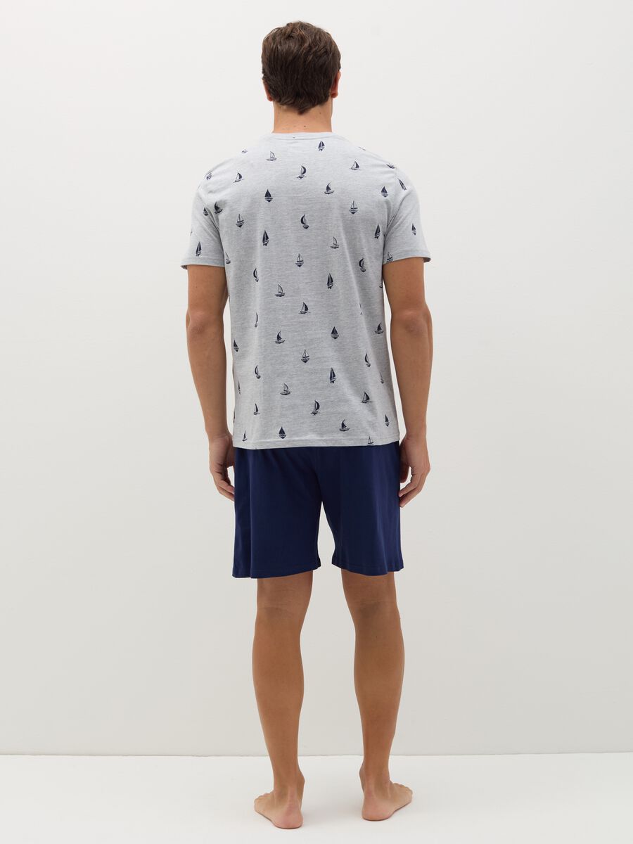 Short pyjamas in cotton with sail boats print_2
