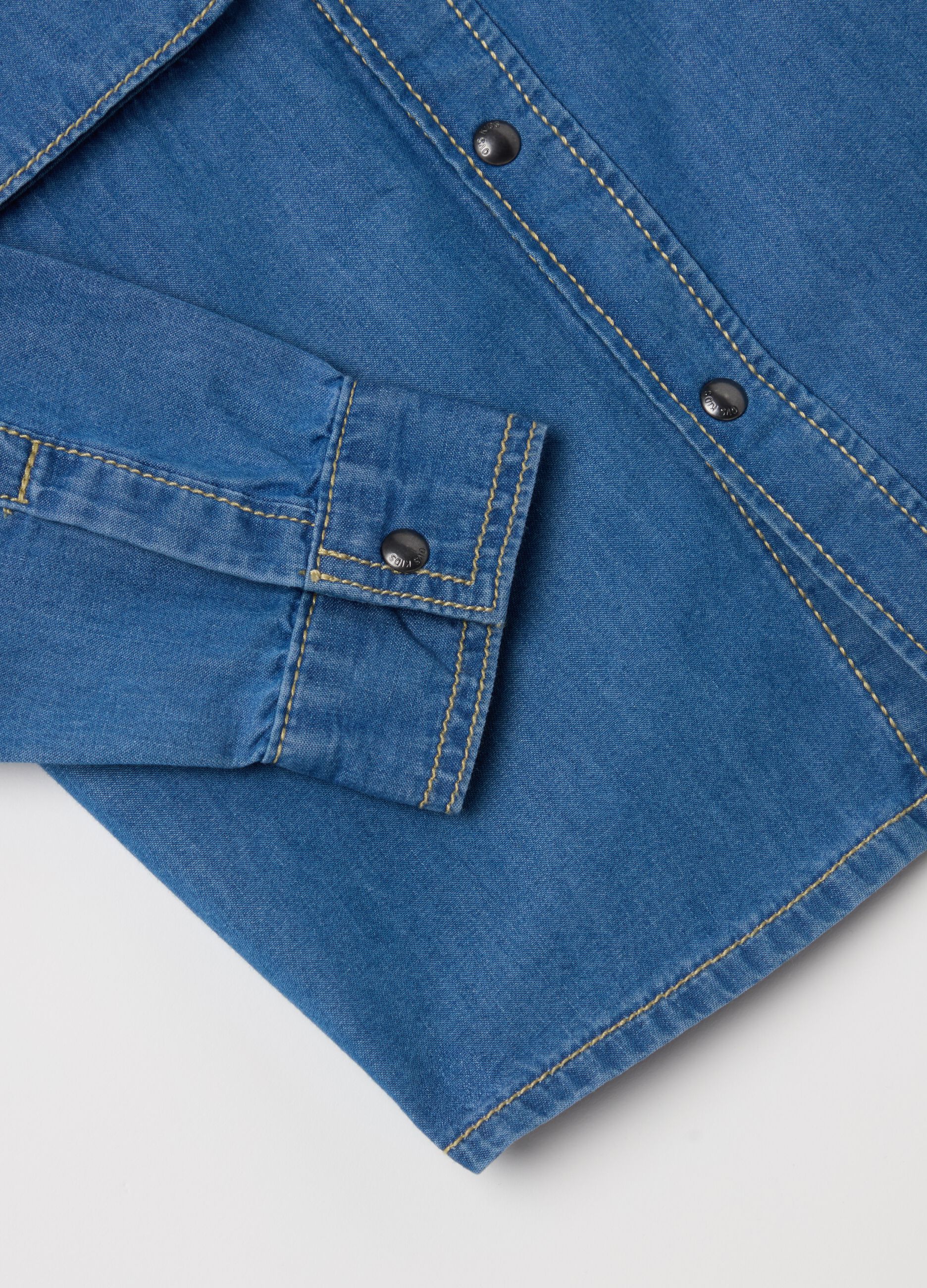 Denim shirt with pockets