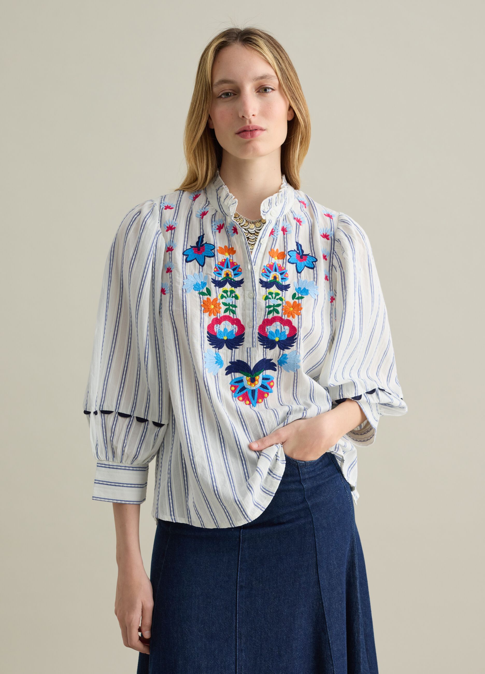 Blusa da donna in puro cotone multicolor regular fit con ricamo