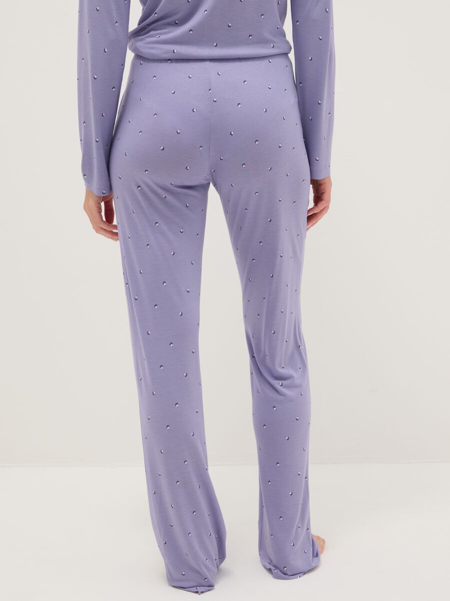 Purple regular fit pajama trousers with lace details and pattern_2