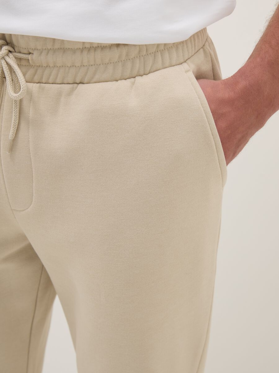 Beige cotton blend jogger trousers regular fit_3