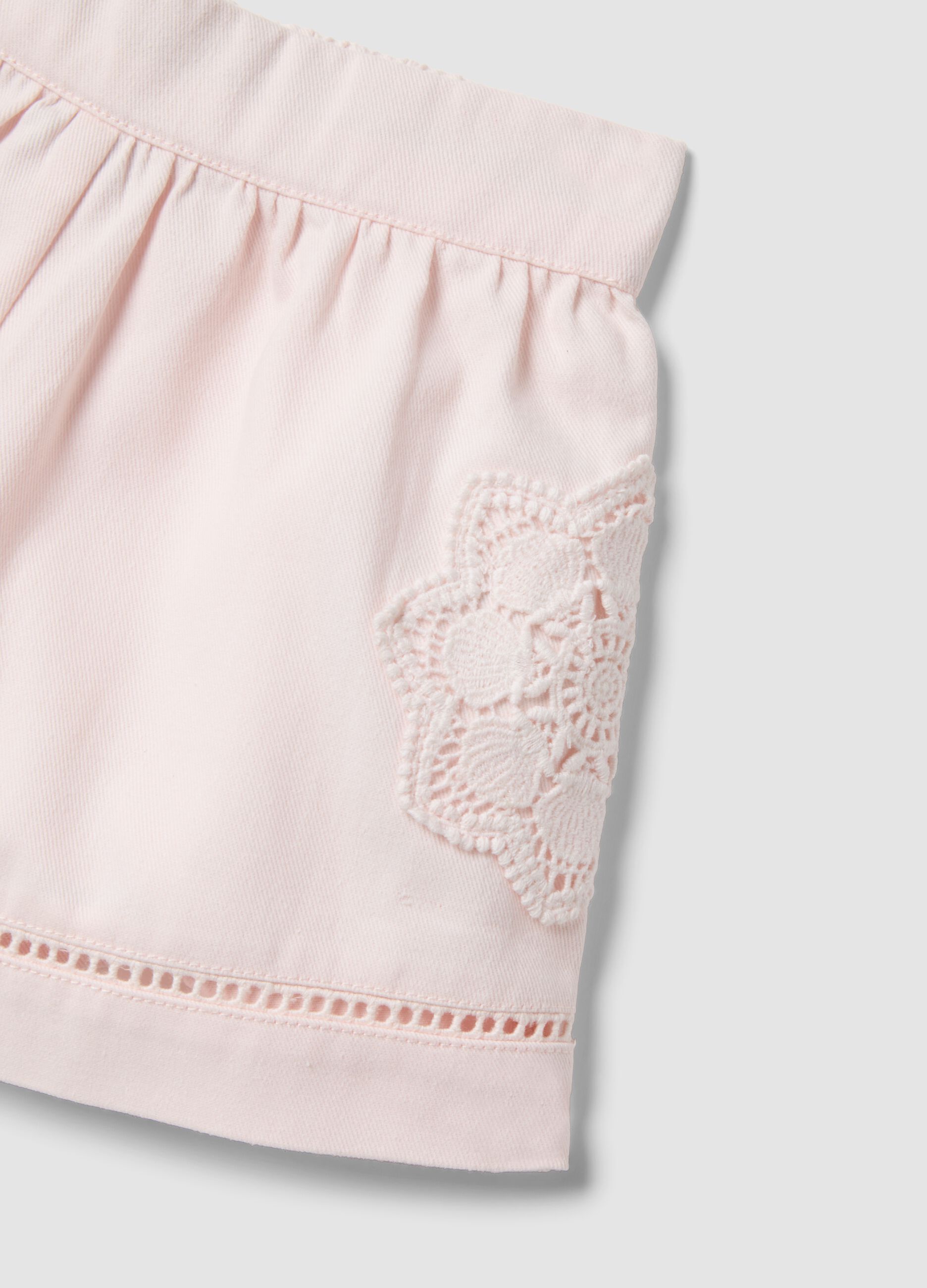 Pink pure cotton shorts with broderie anglaise detailing