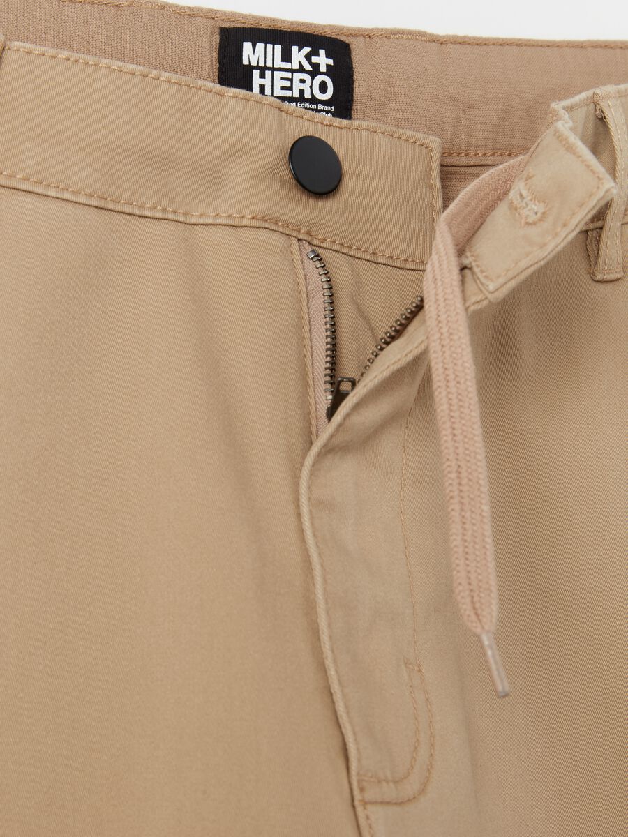 Baggy trousers with "Hero" embroidery_5