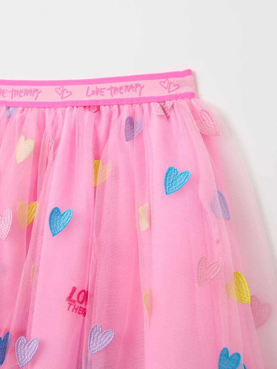 Gonna in tulle con ricamo cuori multicolore_2