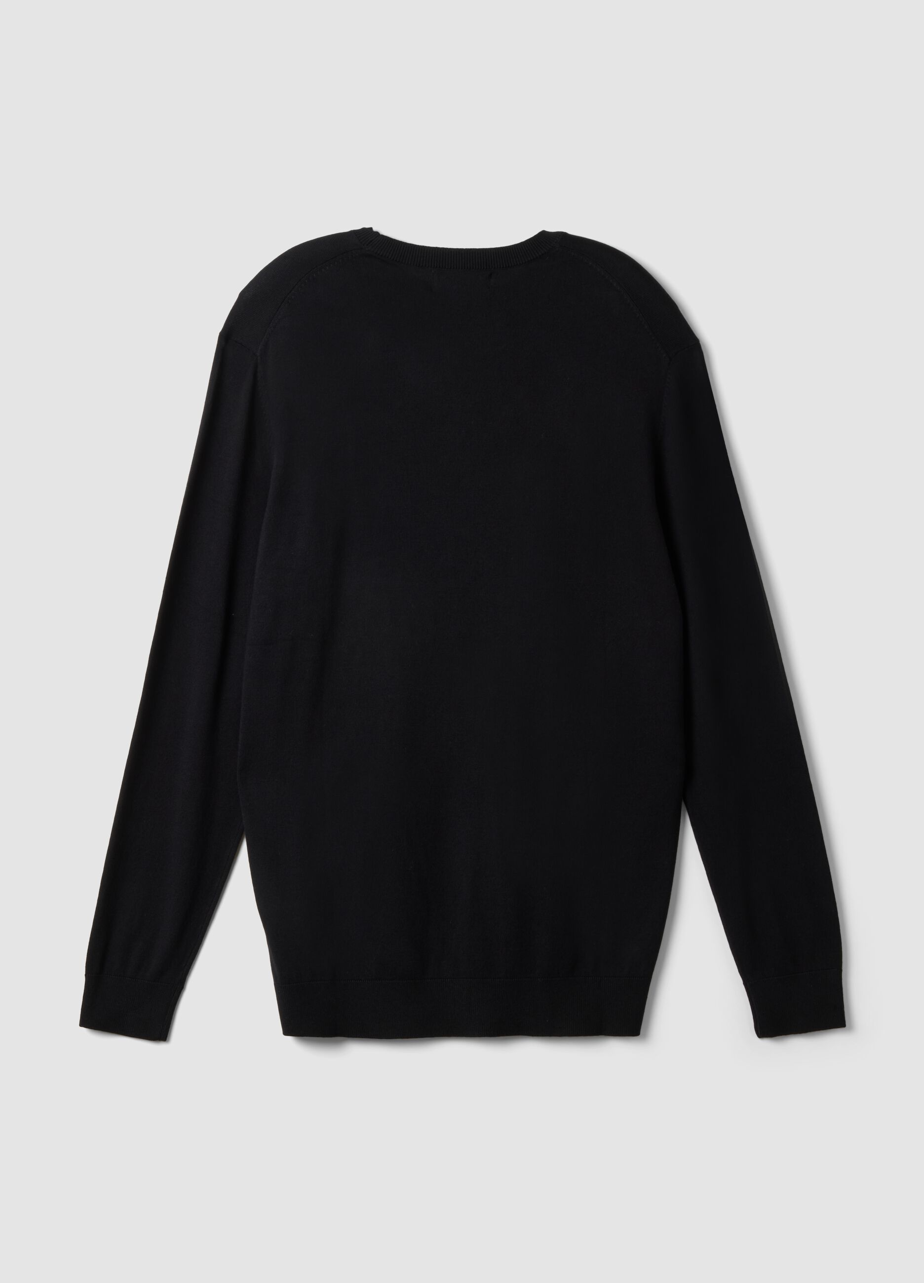 Black crew-neck viscose-blend jumper, regular fit