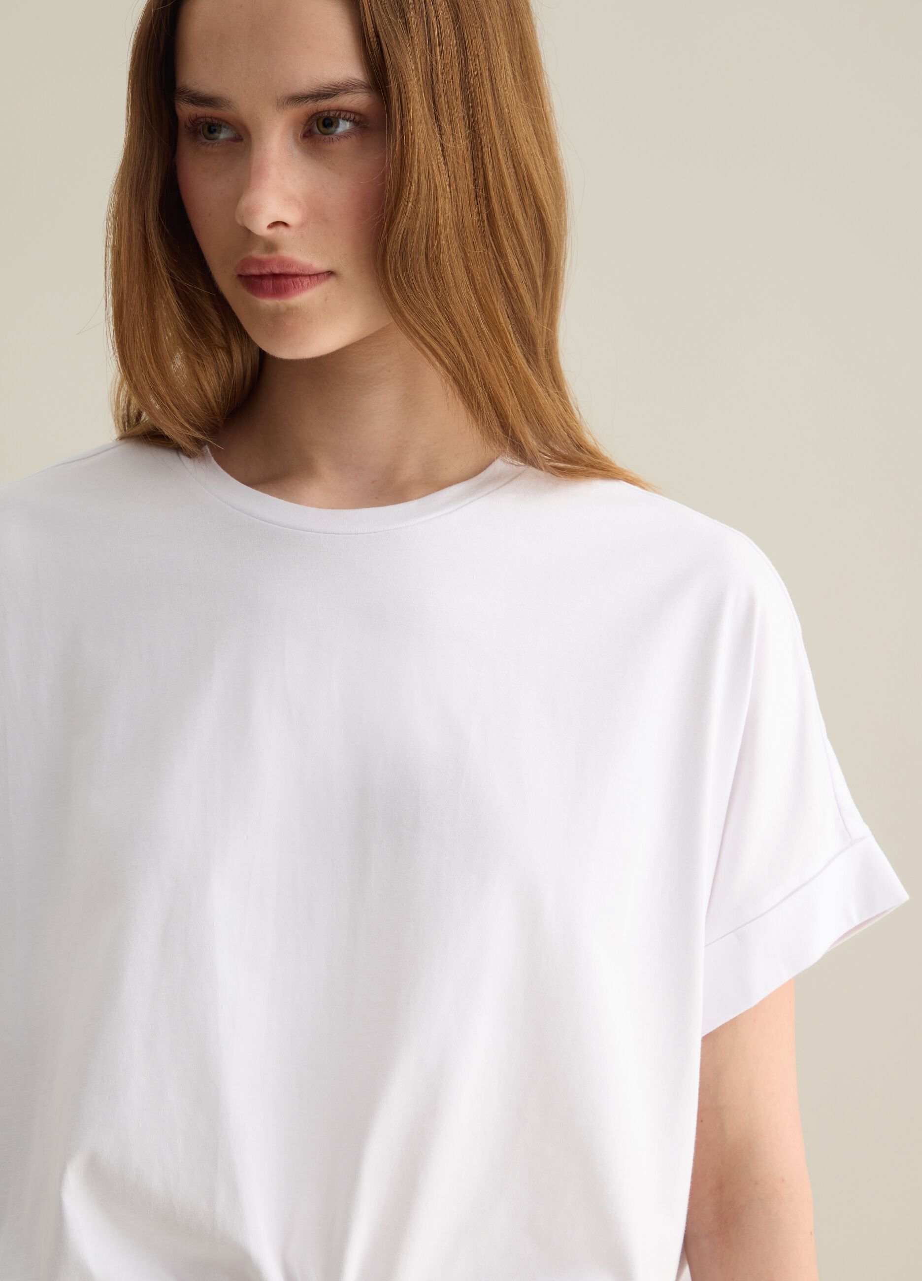T-shirt da donna in puro cotone bianca regular fit
