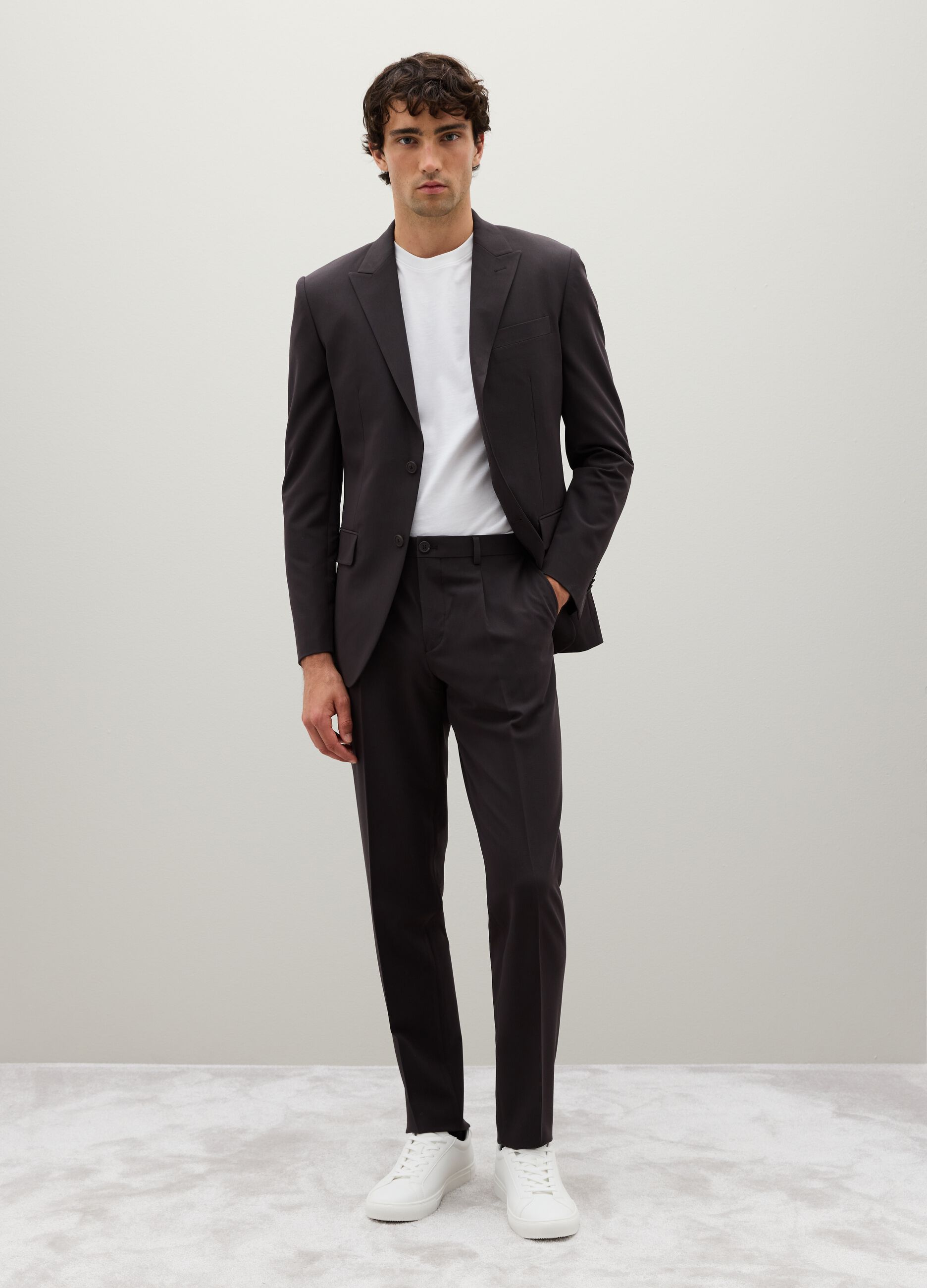 Pantaloni marrone scuro slim fit