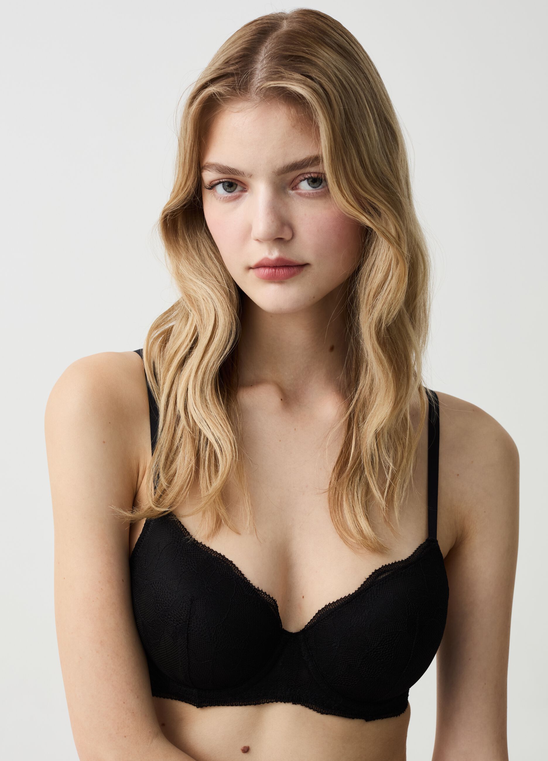 Reggiseni contenitivi discount