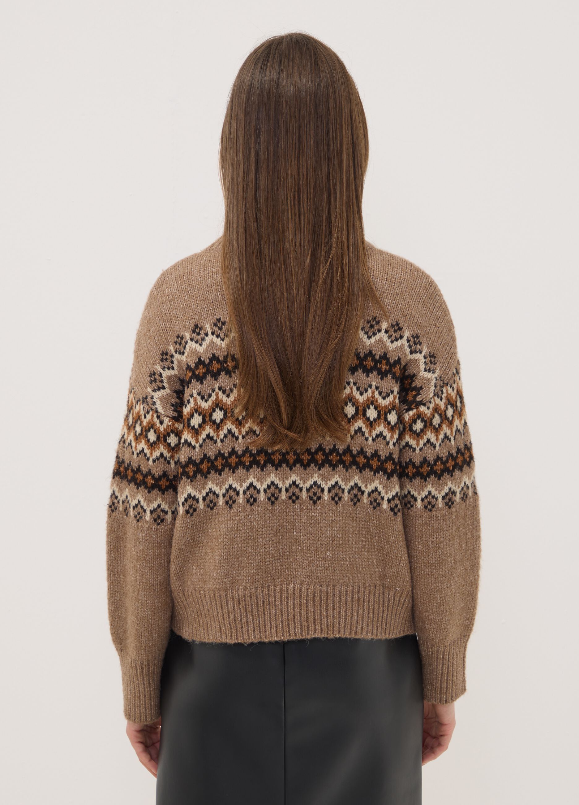 Maglia marrone jacquard con Collo rialzato
