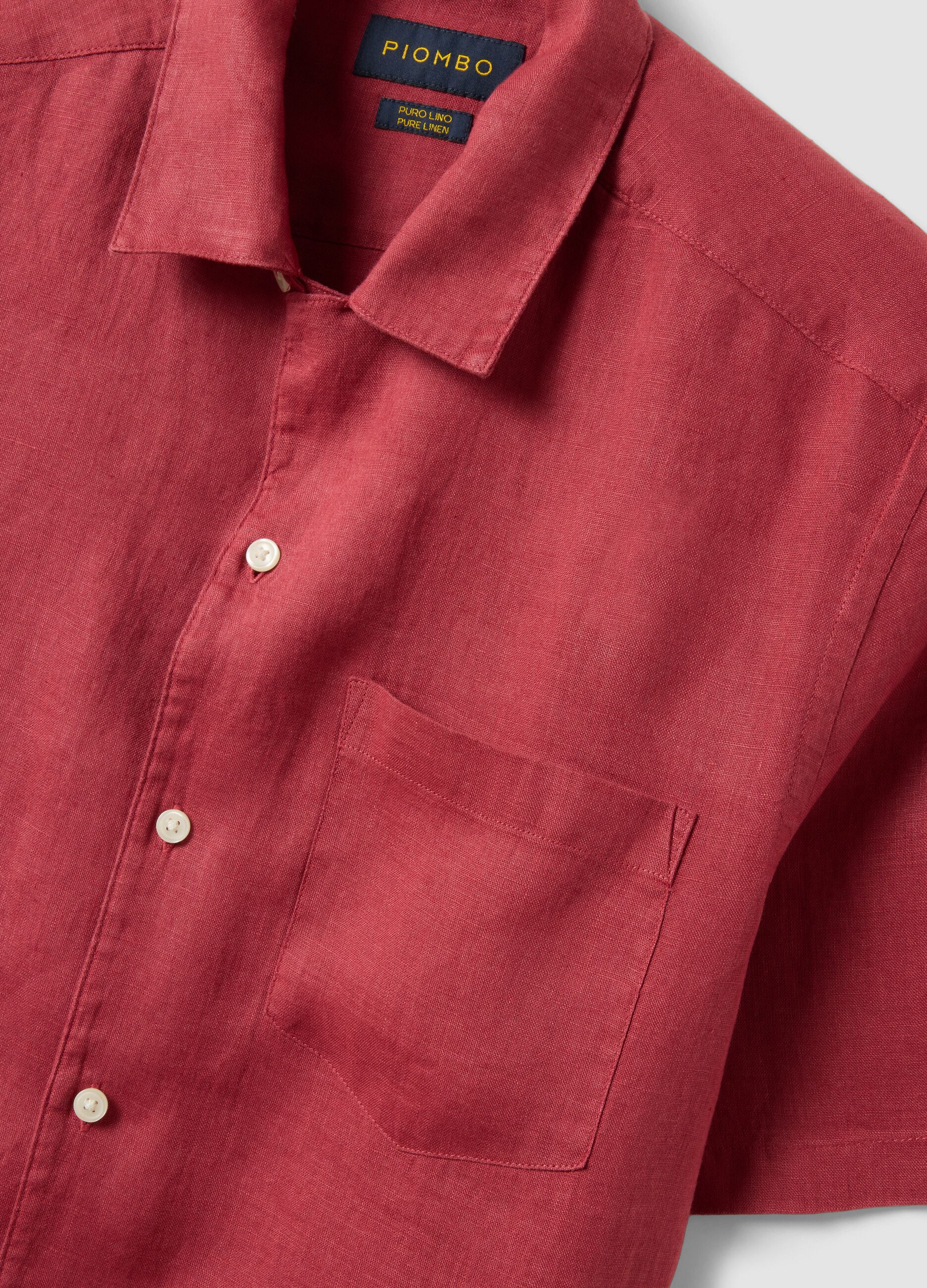 Red shirt with bowling collar in pure linen