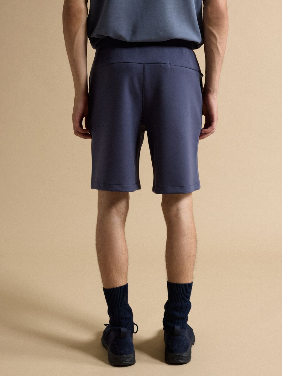 Shorts blu traspiranti in tessuto elasticizzato 2 Way Stretch_2