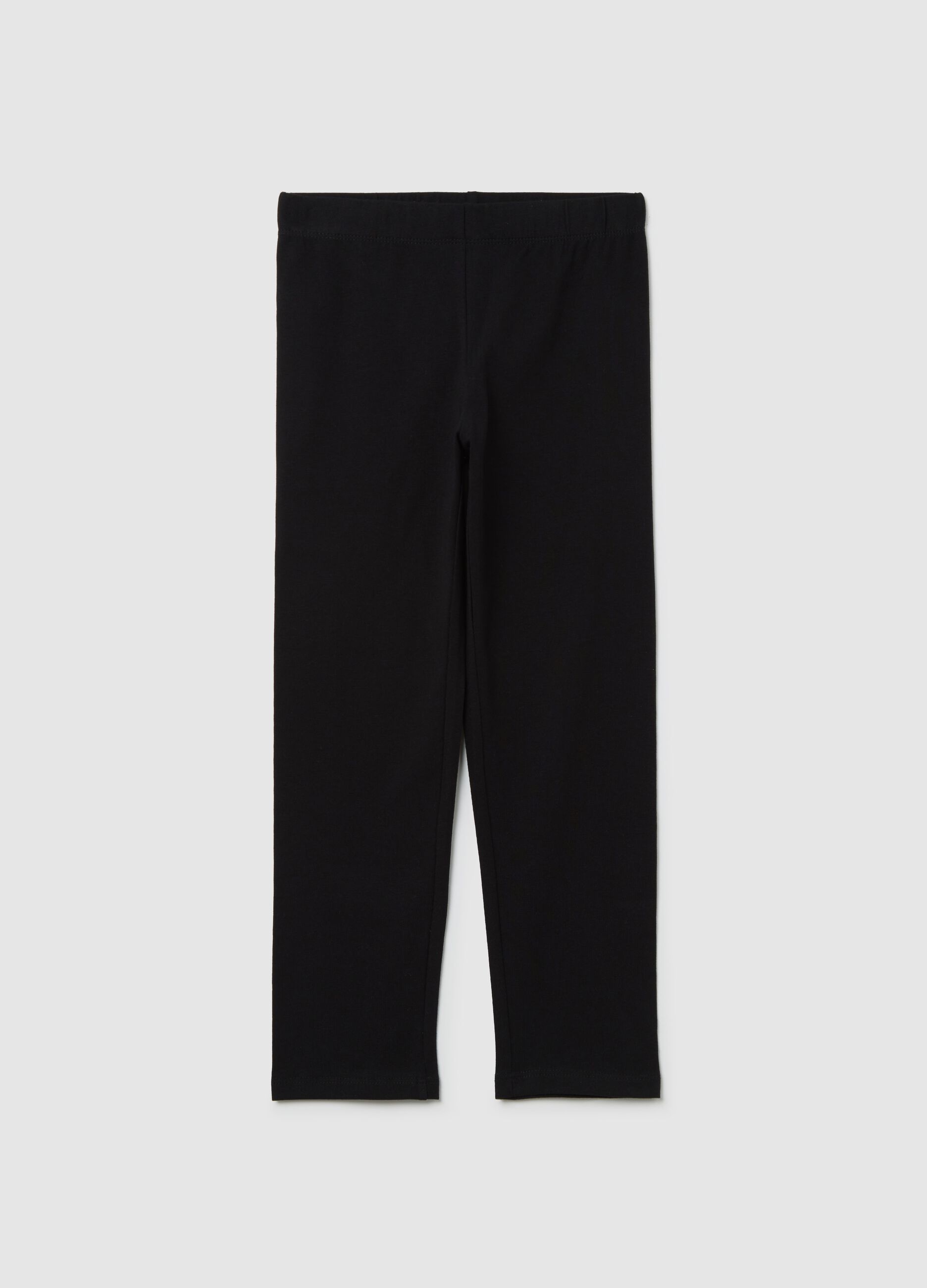 Black three-quarter stretch leggings