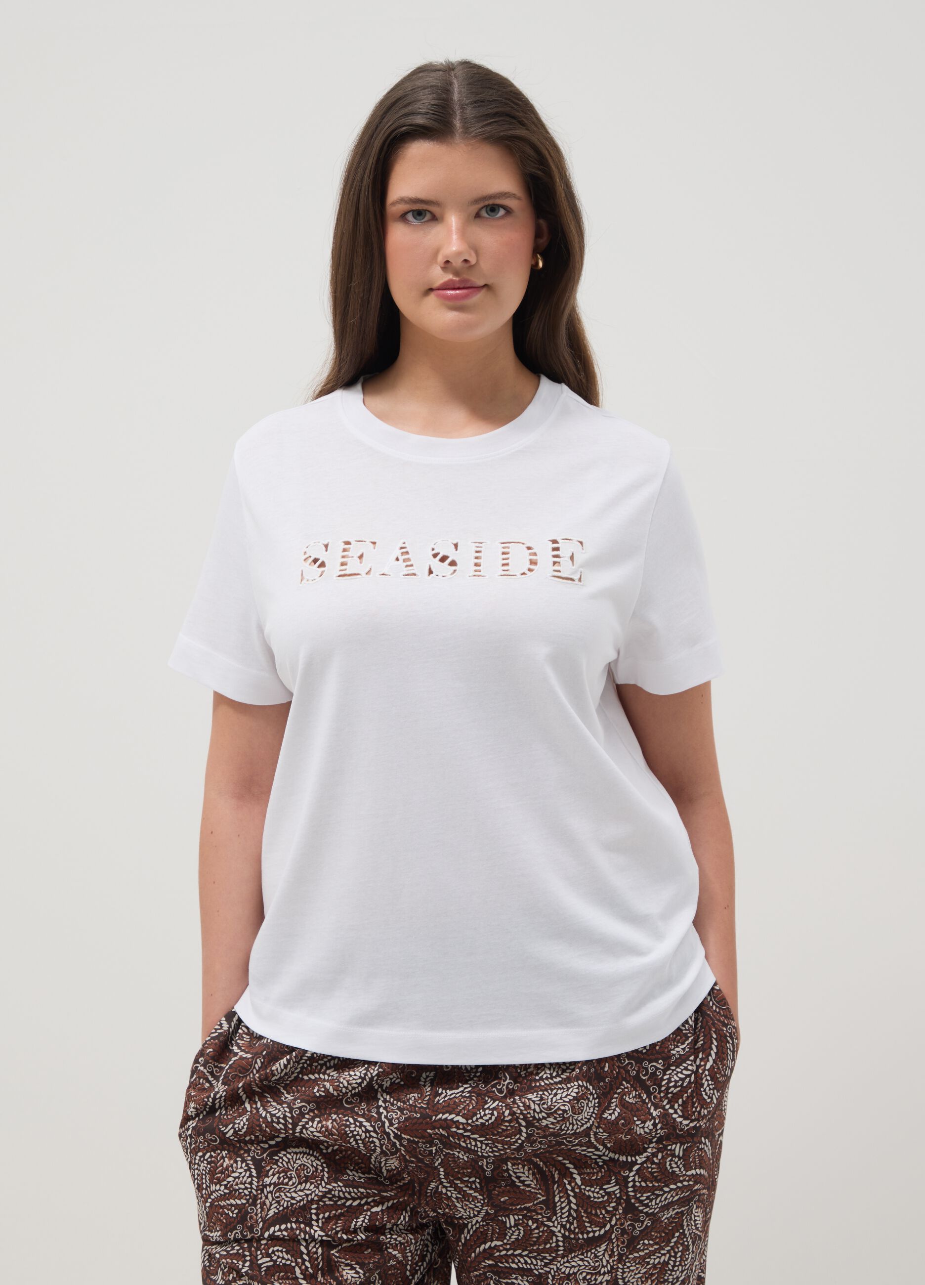 White pure cotton T-shirt with front print