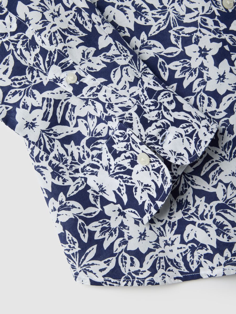 Camicia in puro cotone multicolor regular fit con motivo floreale_5