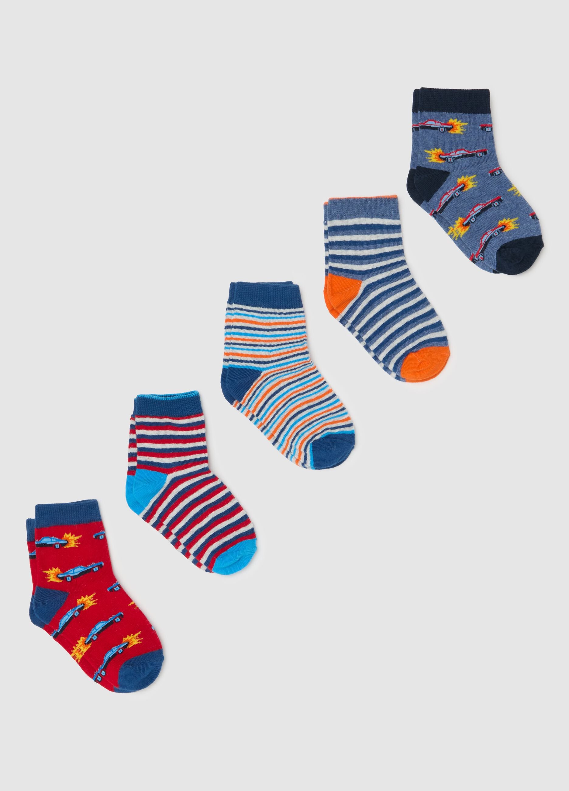 Five-pair pack short socks with stripes and race car