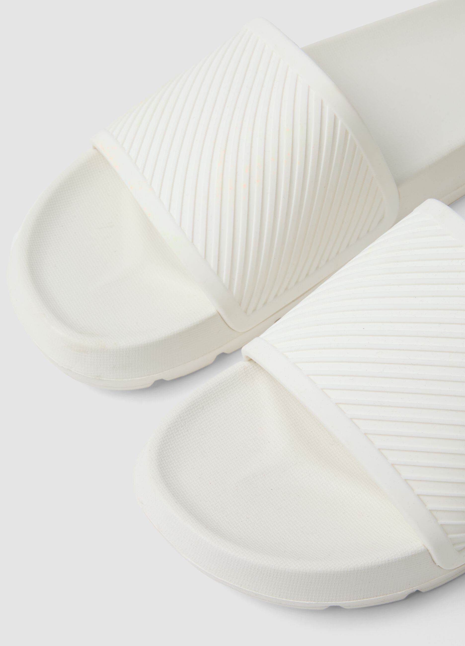 Ciabatte bianche a fascia