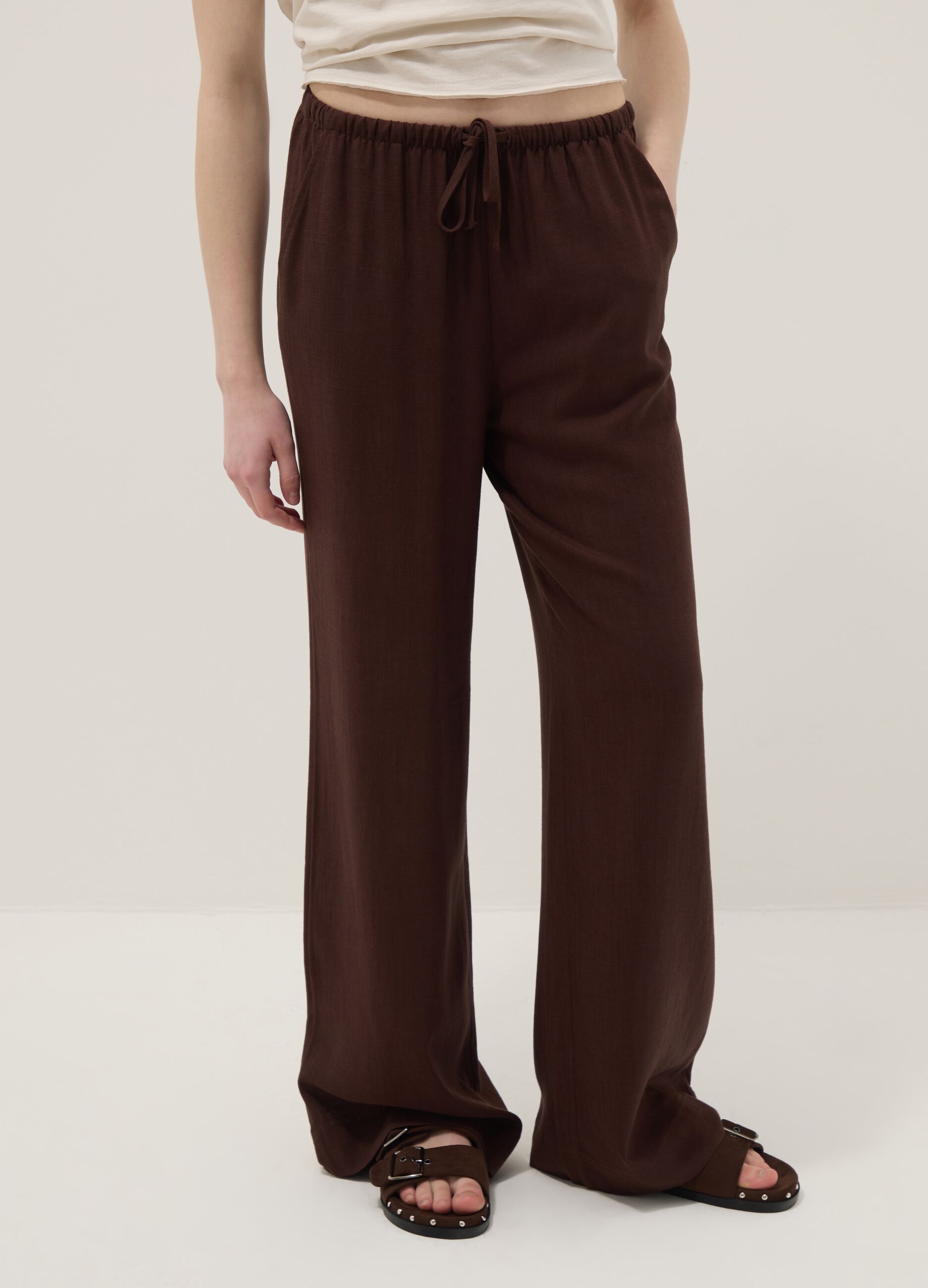 Brown viscose and linen blend joggers &ndash; relaxed fit