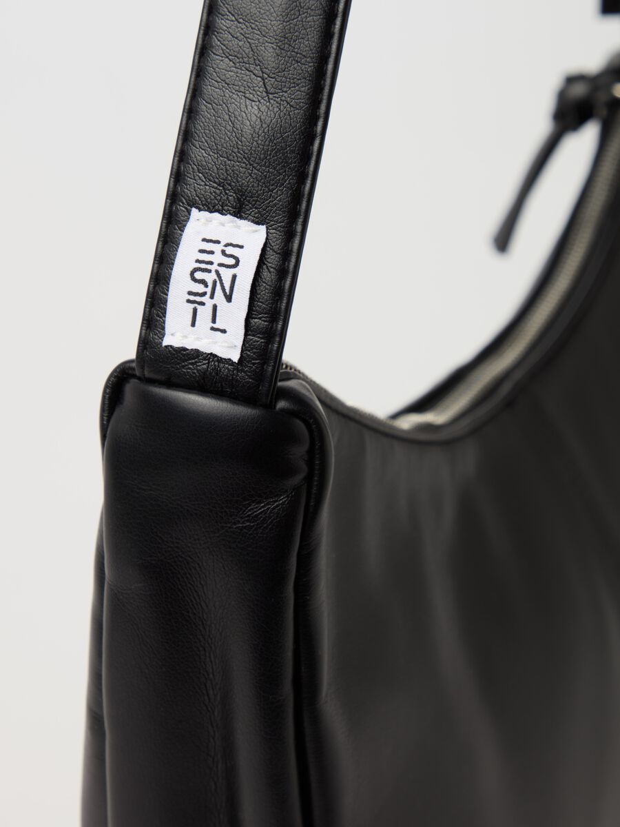 Essential half-moon bag with shoulder straps_1