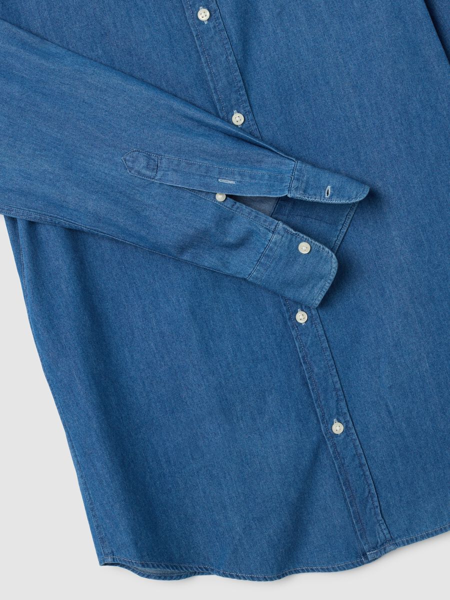 Regular-fit shirt in denim_5