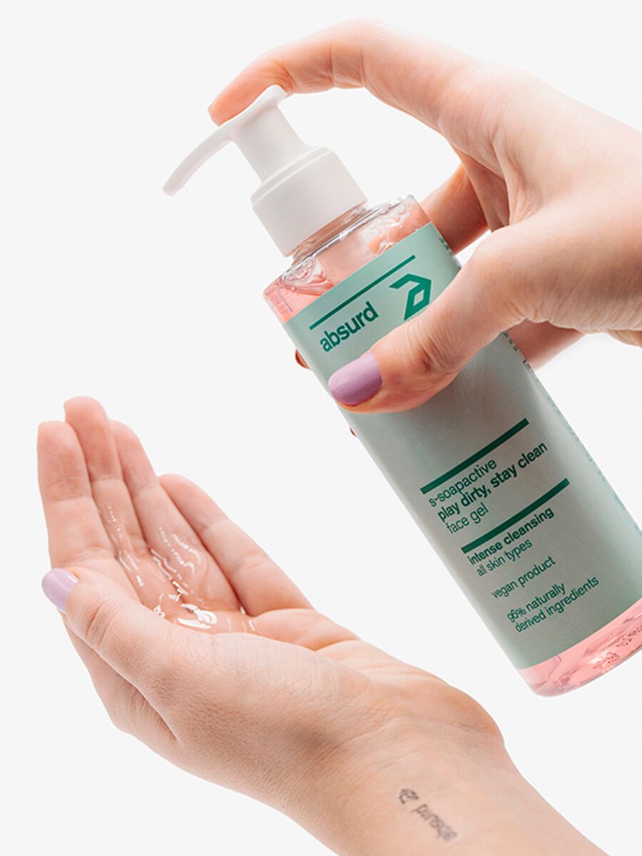 Gel detergente viso ad azione intensa Play Dirty Stay Clean_1