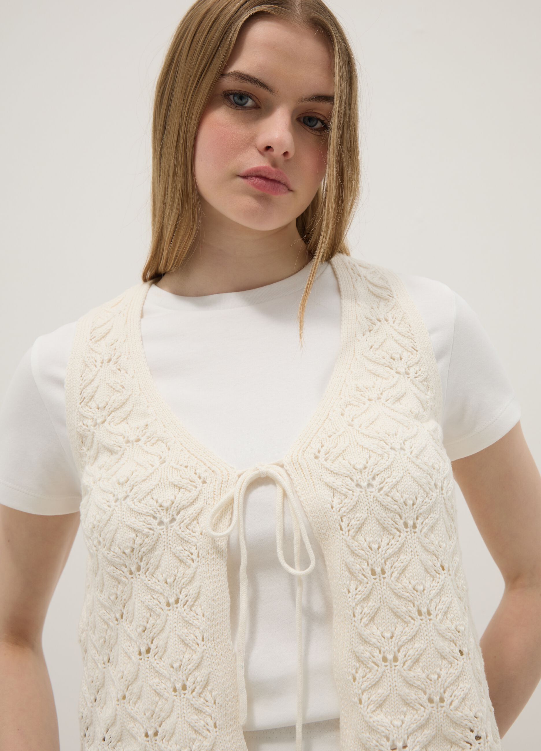 White pure cotton regular-fit waistcoat with tie fastening and deep V-neck