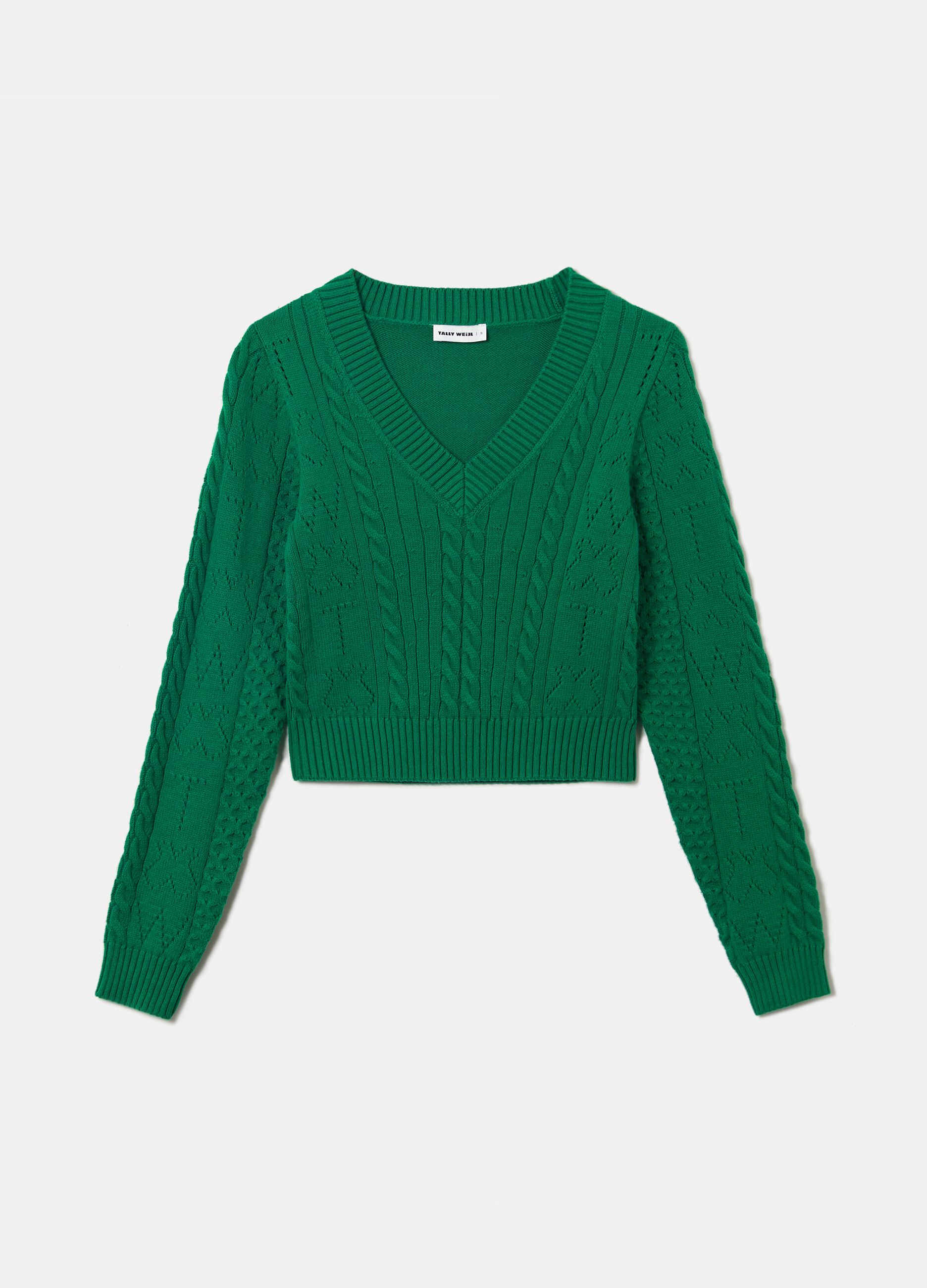 Pullover con lavorazione a treccia_3