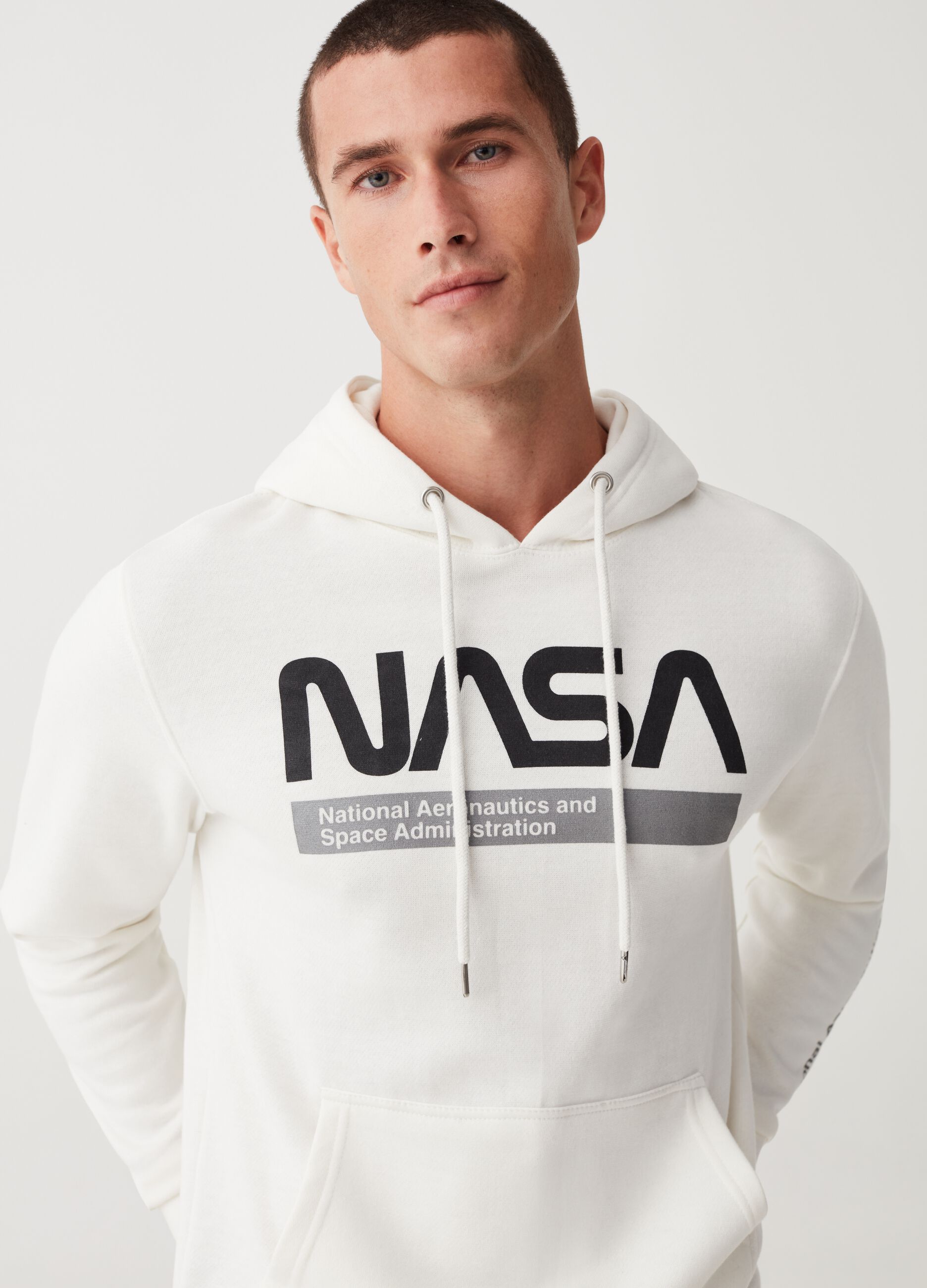 Felpa nasa store bianca con cappuccio