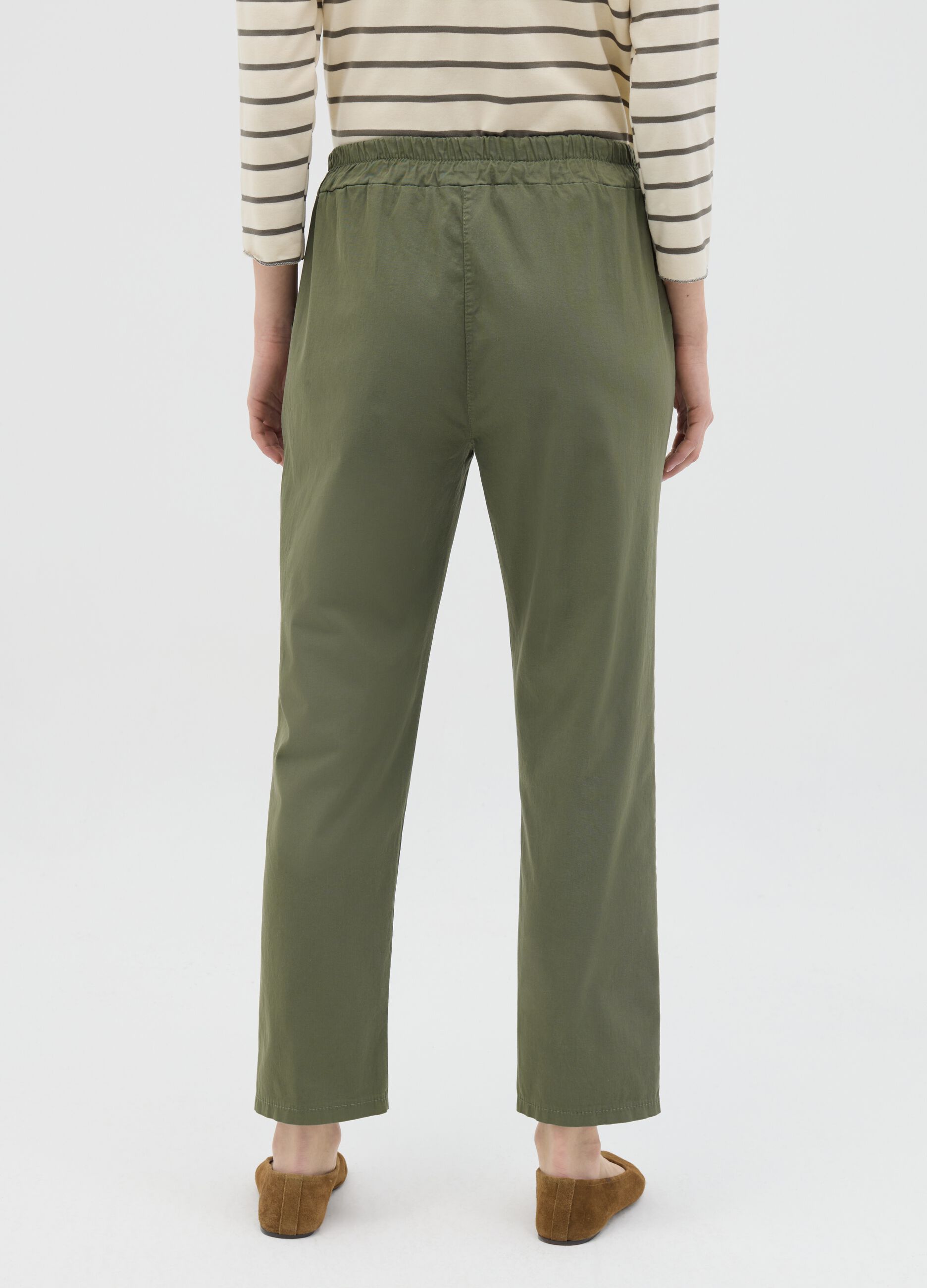 Green cigarette trousers with elastic waistband