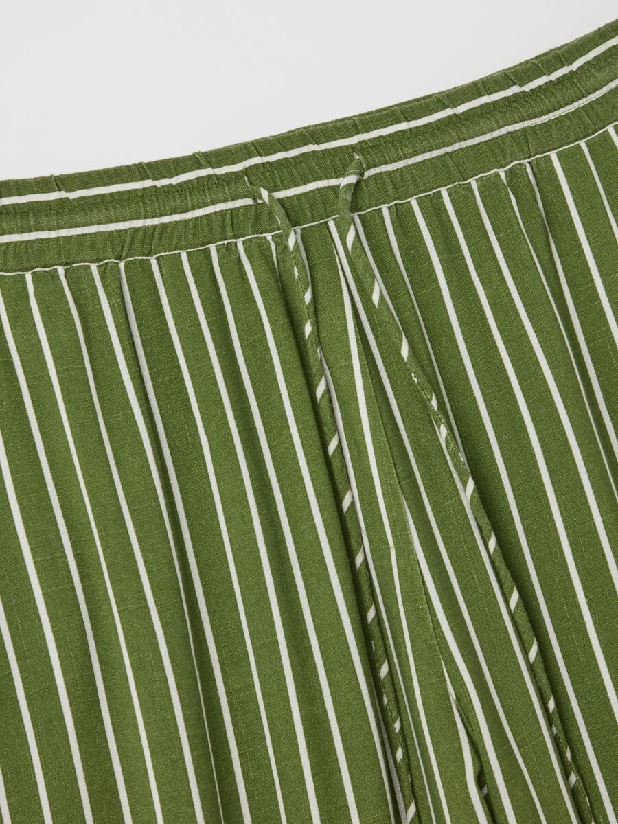 Striped green palazzo trousers in viscose and linen_5