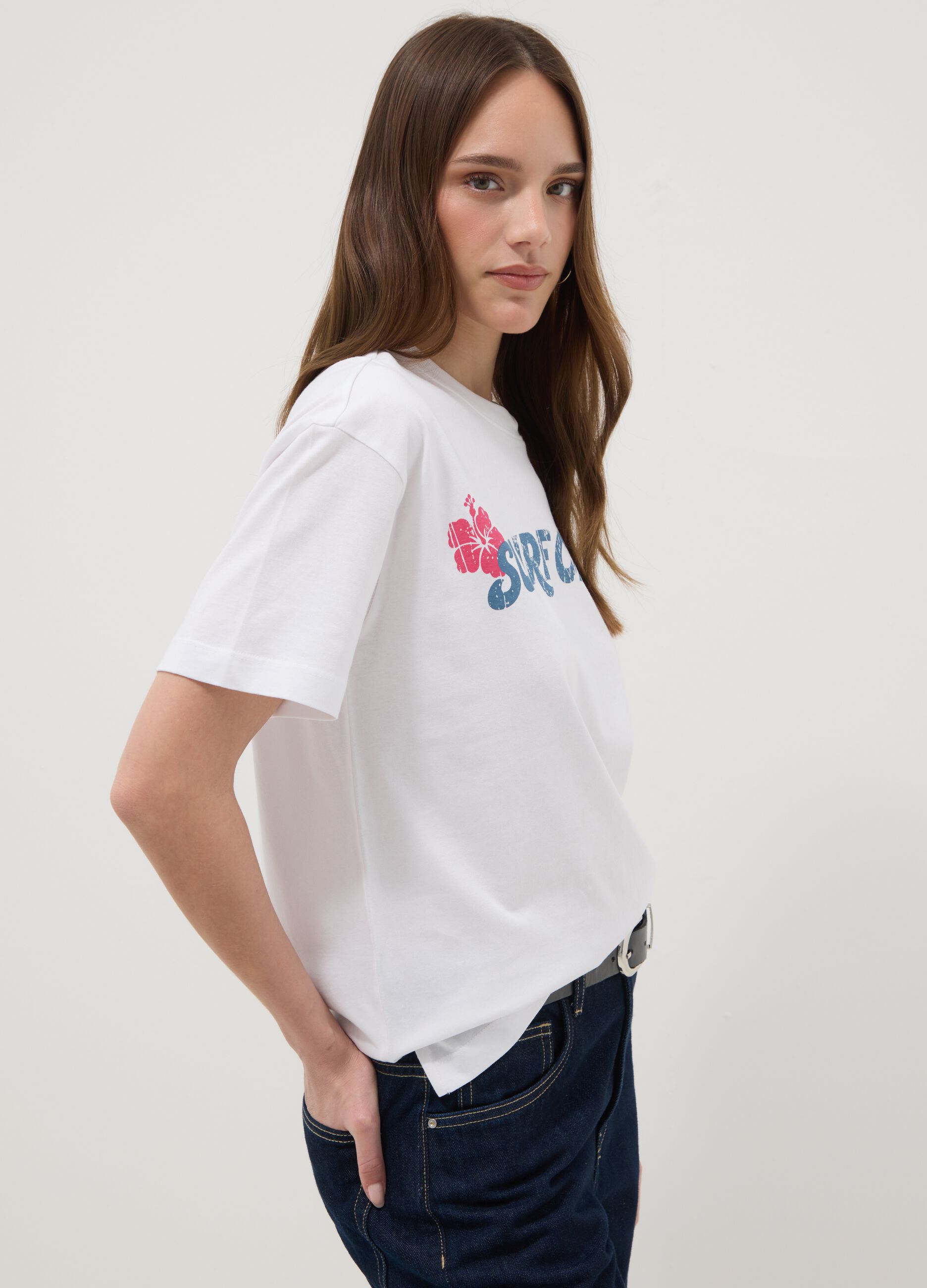 White pure cotton T-shirt, regular fit with lettering