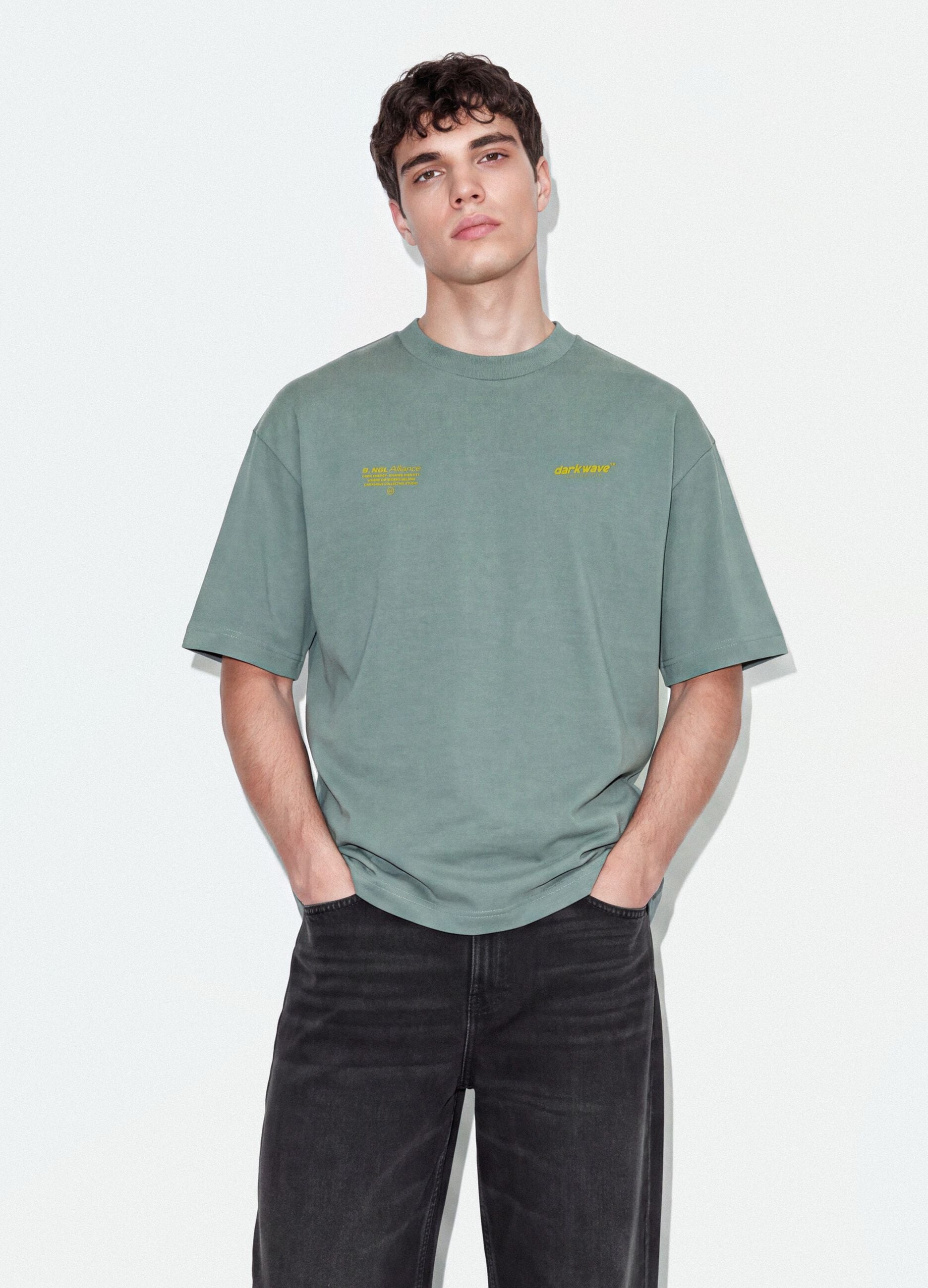 Brown cropped pure cotton T-shirt with boxy fit print