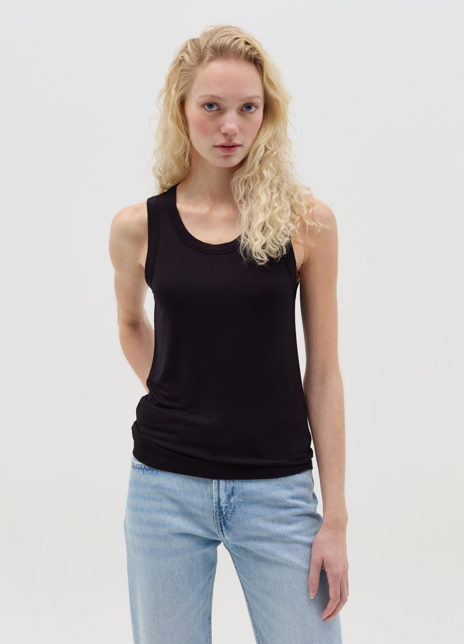 Basic black tank top in stretch viscose