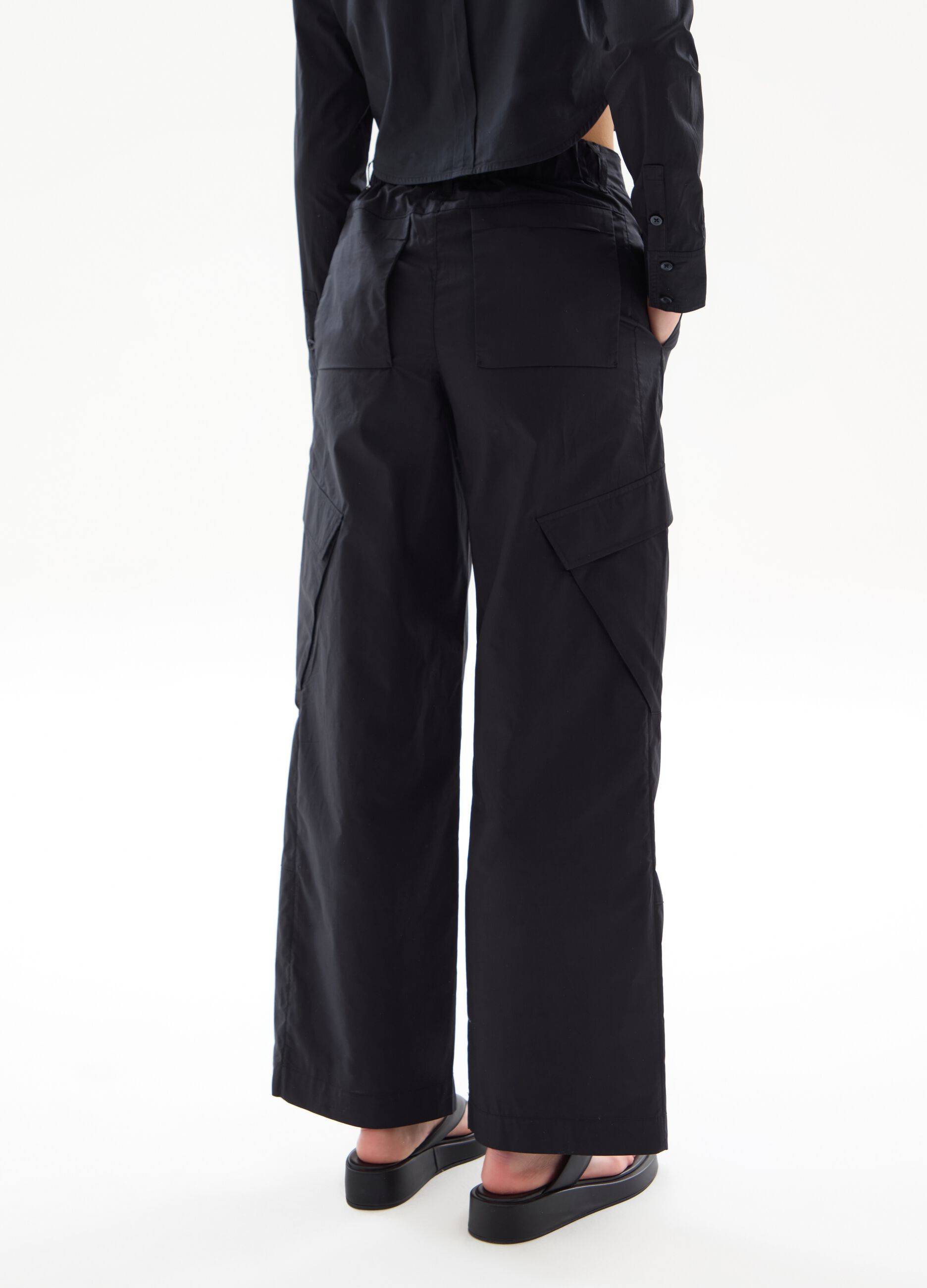 Light Cargo Wide Leg Pants Black