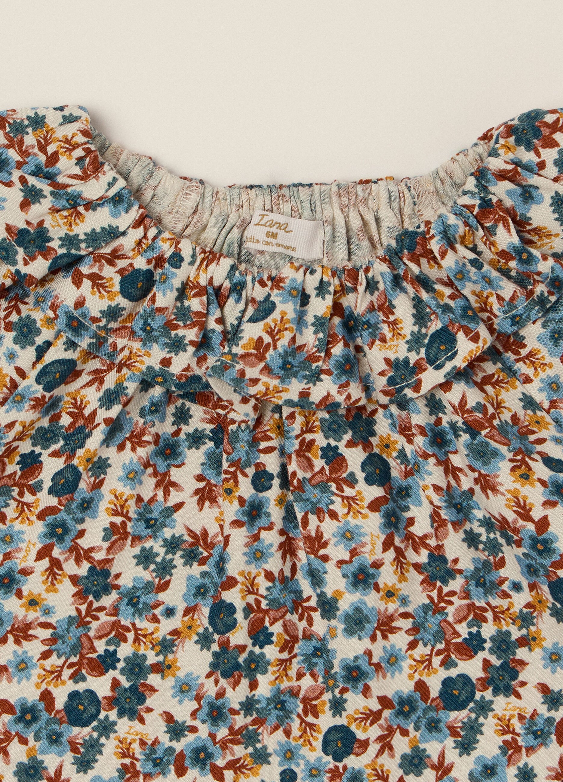 Multicolour viscose blouse with floral print