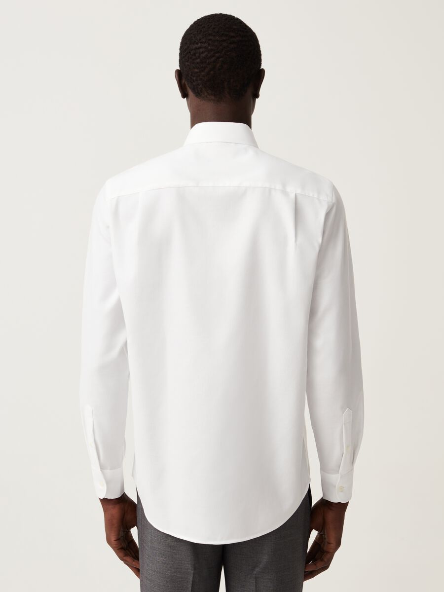 Regular-fit no-iron shirt in cotton pique_2