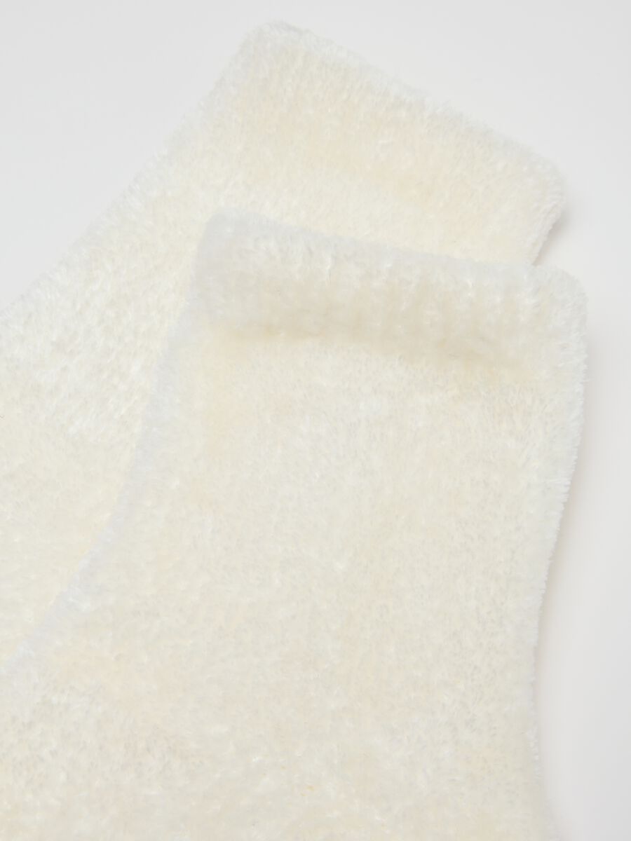 Soft white socks in stretch fabric_2