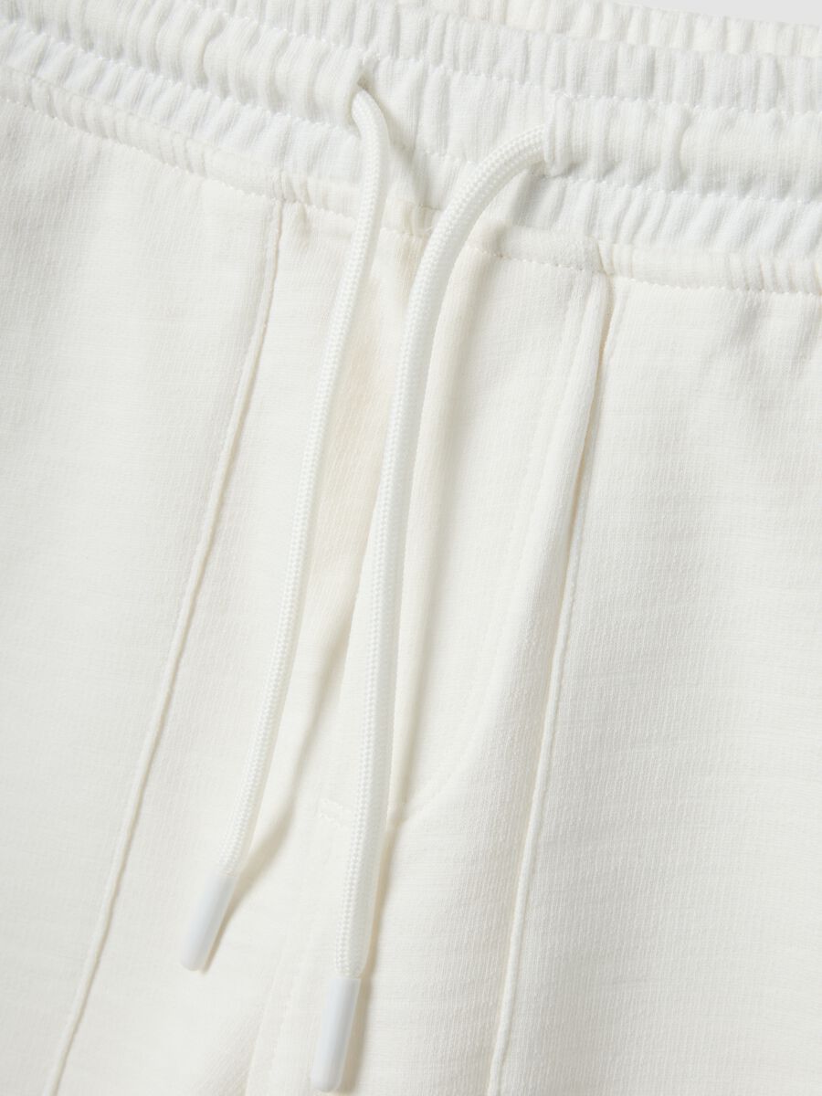 Boys&rsquo; white pure cotton shorts with elasticated waist_2